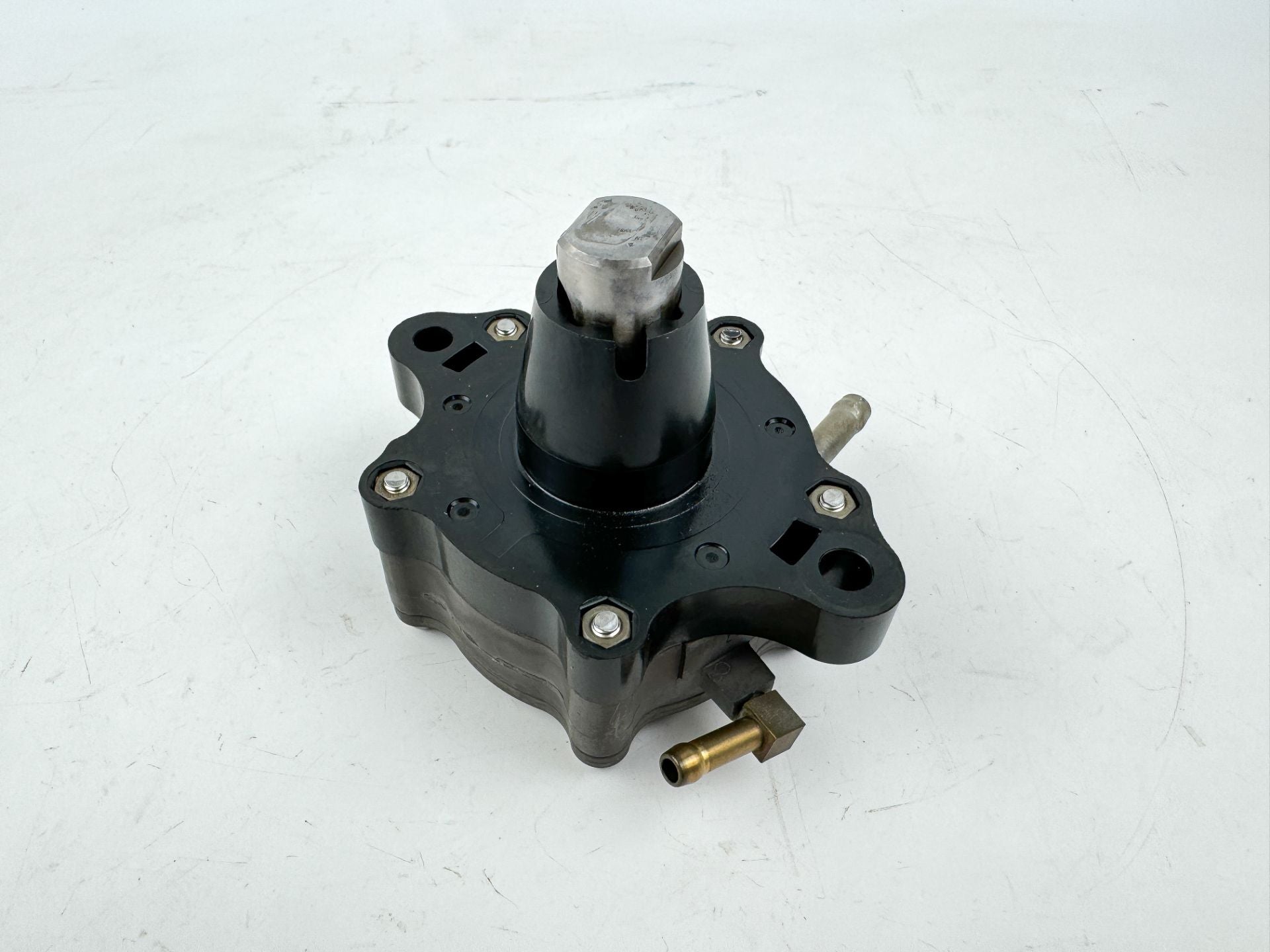 2002 Honda 200 HP 4 Stroke Outboard Fuel Pump 16700-ZY3-A01 OEM