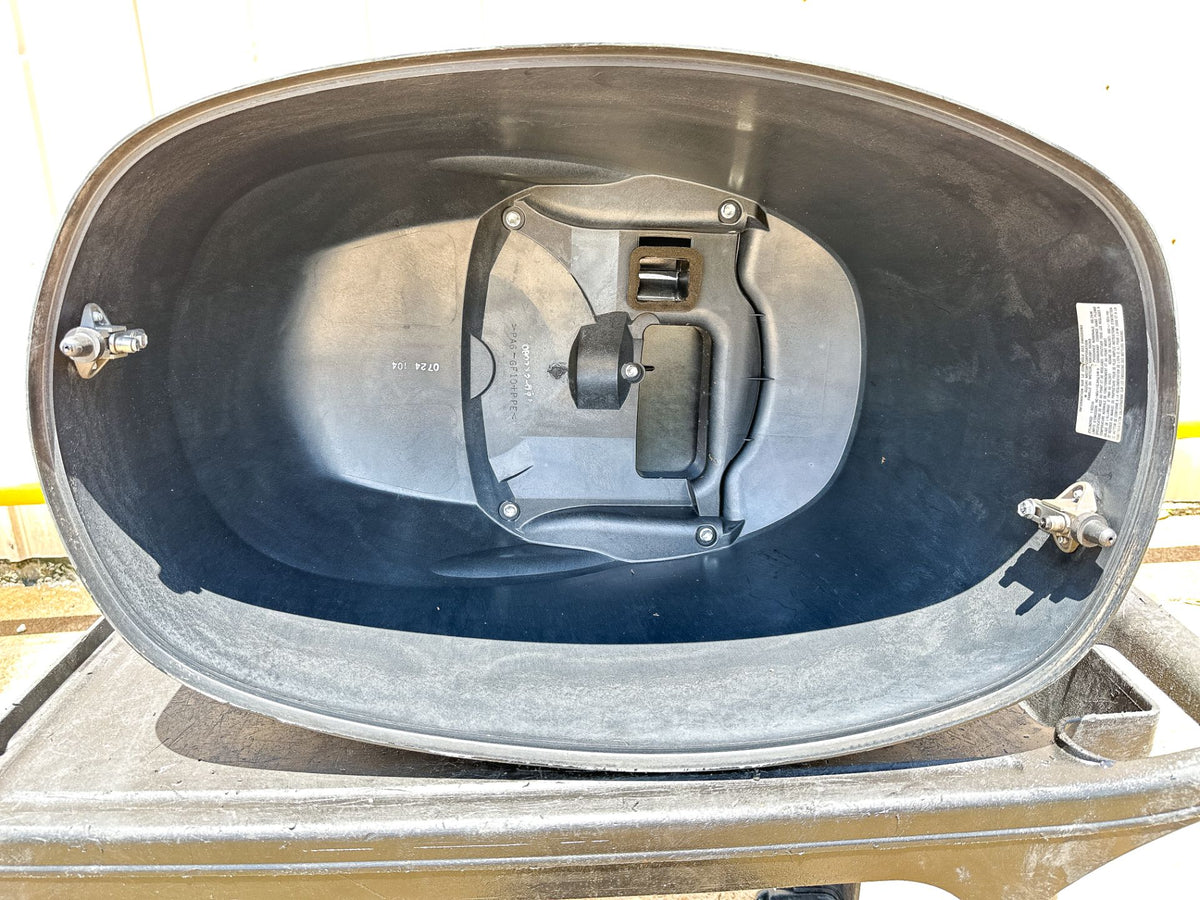 2009 Suzuki 90 HP 4 Stroke Outboard Top Cowling 61400-87Y80-0EP OEM