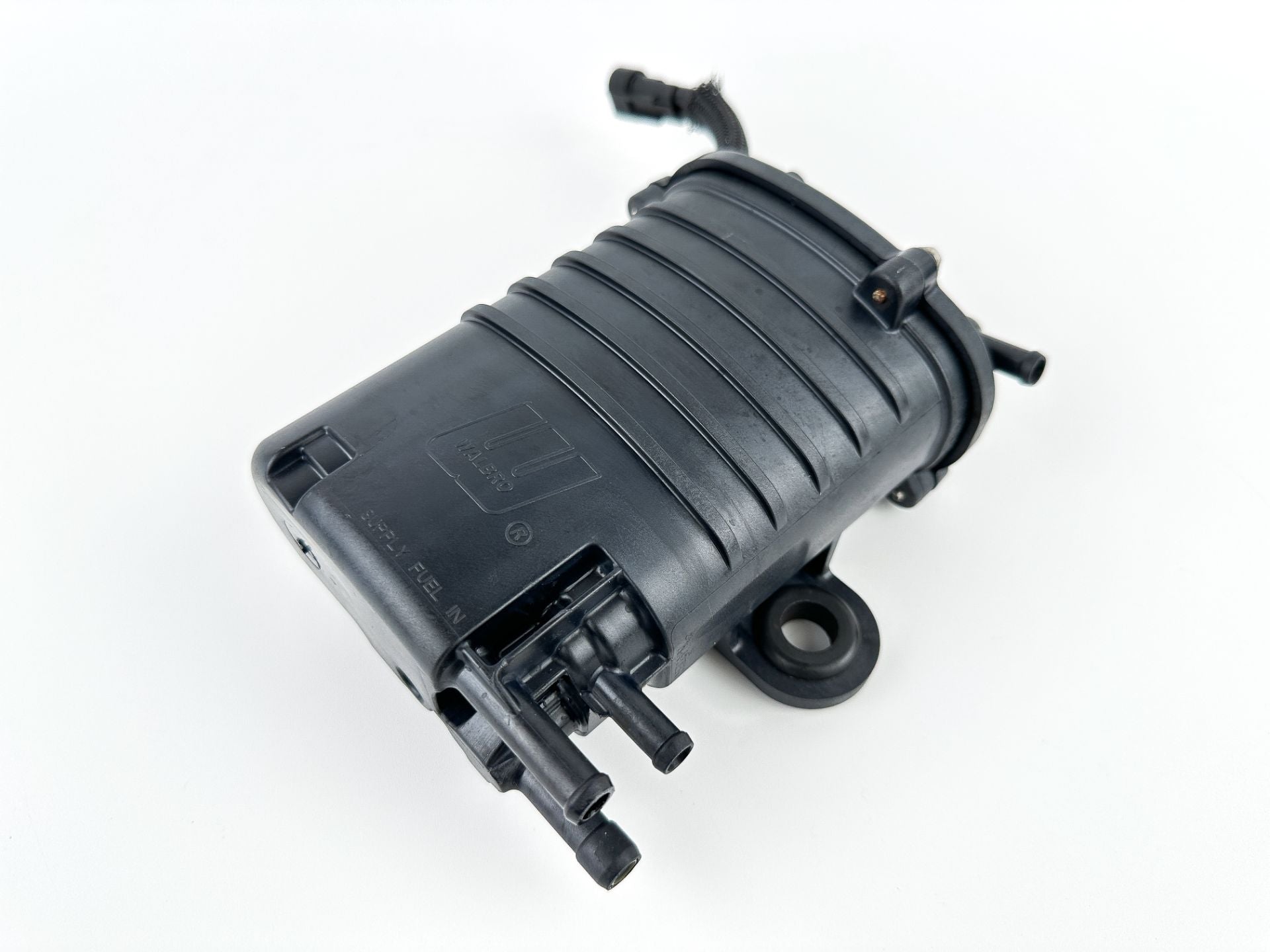 2008 Evinrude 200 HP 2 Stroke Etec Outboard Vapor Separator Tank VST 5010819