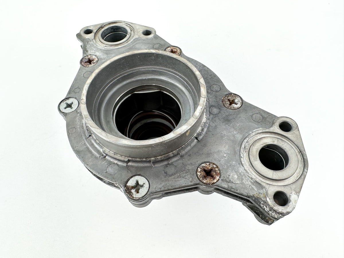 2020 Yamaha 150 HP 4 Stroke Outboard Oil Pump 63P-13300-02-00 OEM