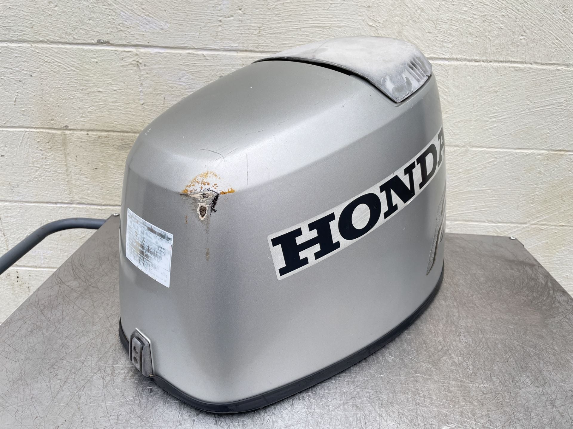 2006 Honda 50 HP 4 Stroke Outboard Top Cowling 63100-ZW4-H01ZA OEM