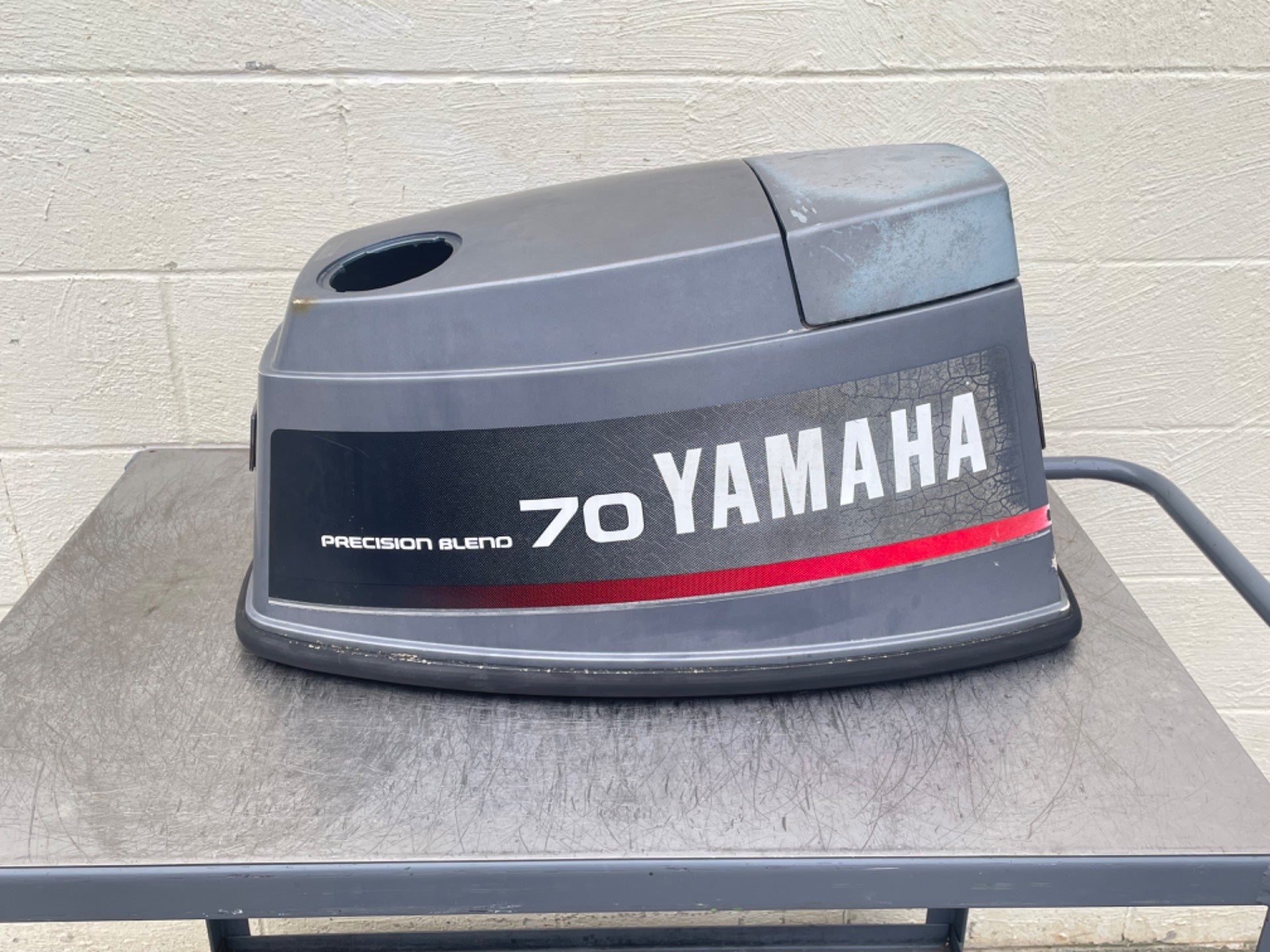 1989-1993 Yamaha 70HP 2 Stroke Outboard Top Cover Cowling Hood Lid