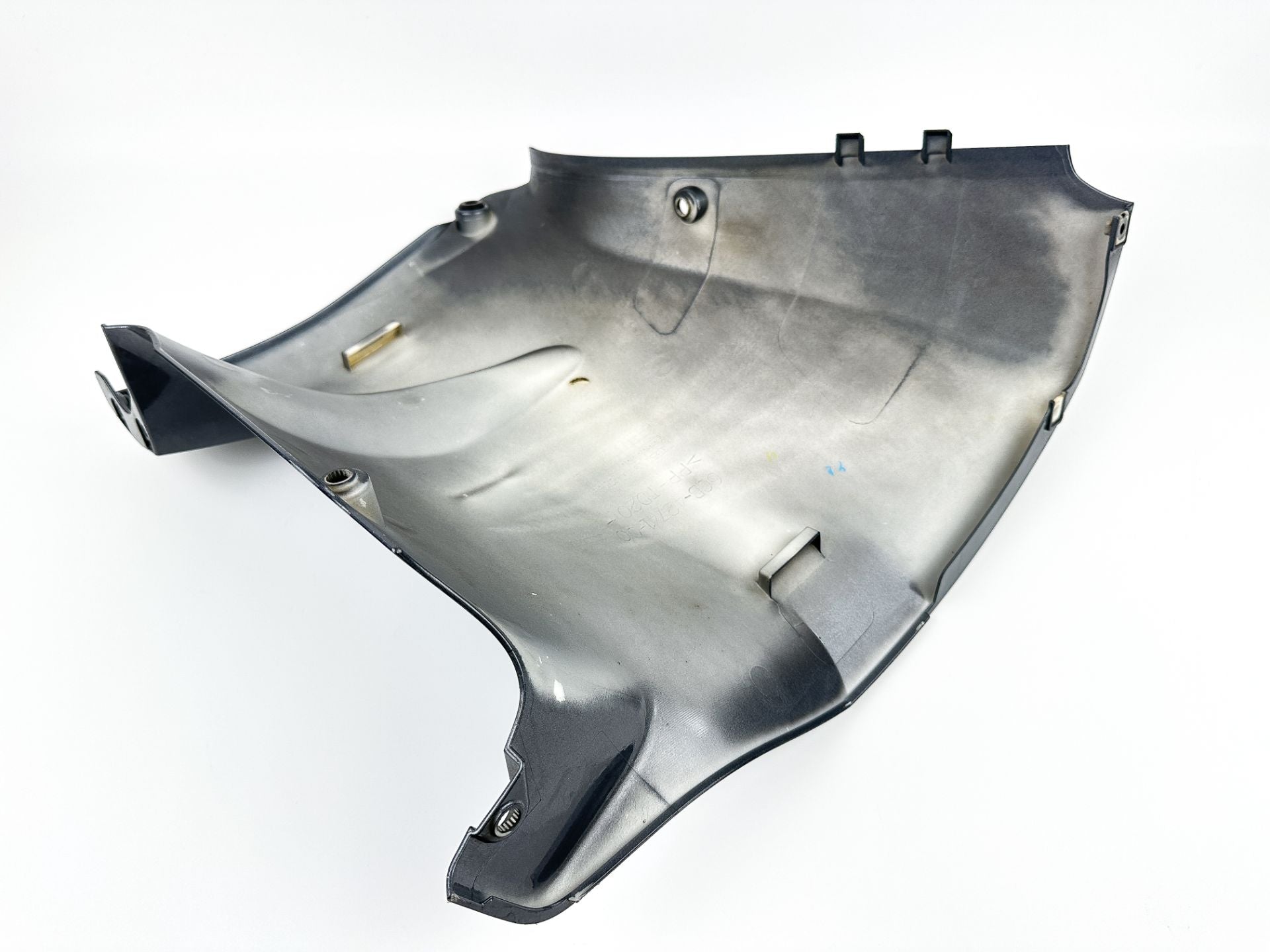 2012 Yamaha 250 HP 4 Stroke Outboard Lower Apron Cover Set 6CB-42741-00-8D OEM