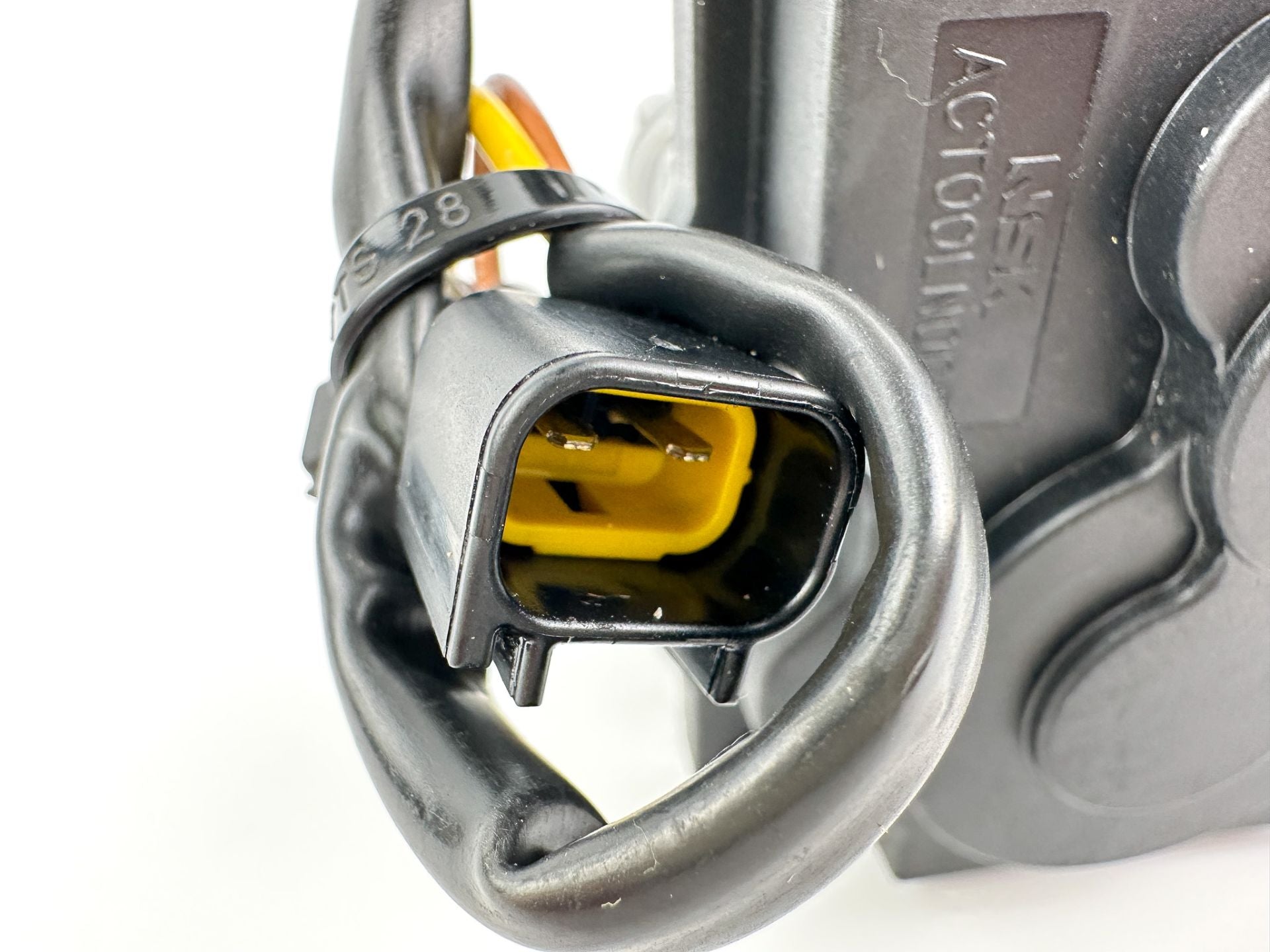 2019 Yamaha 250 HP 4 Stroke Outboard Shift Actuator 6DV-4820A-00-00 OEM