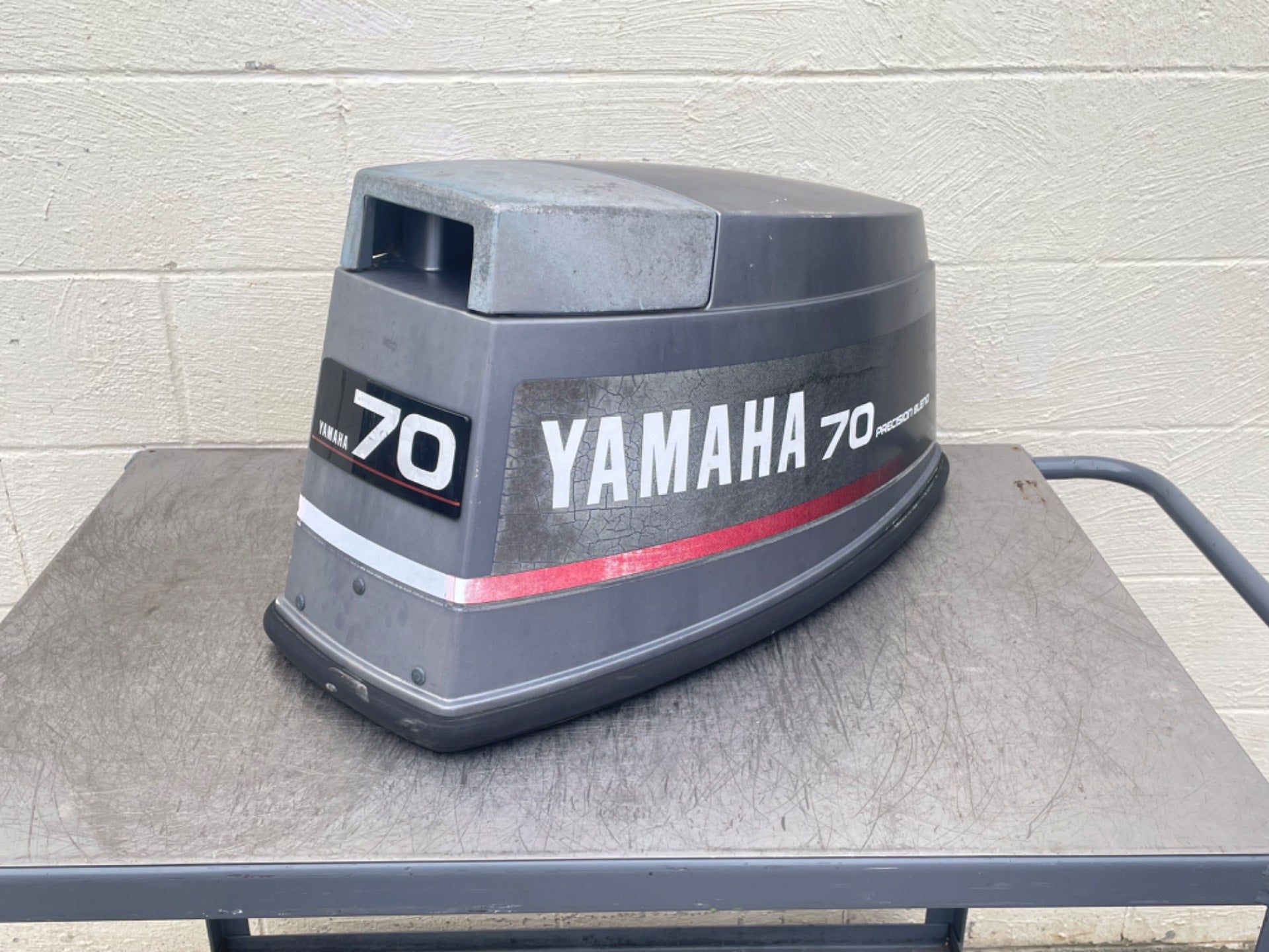 1989-1993 Yamaha 70HP 2 Stroke Outboard Top Cover Cowling Hood Lid