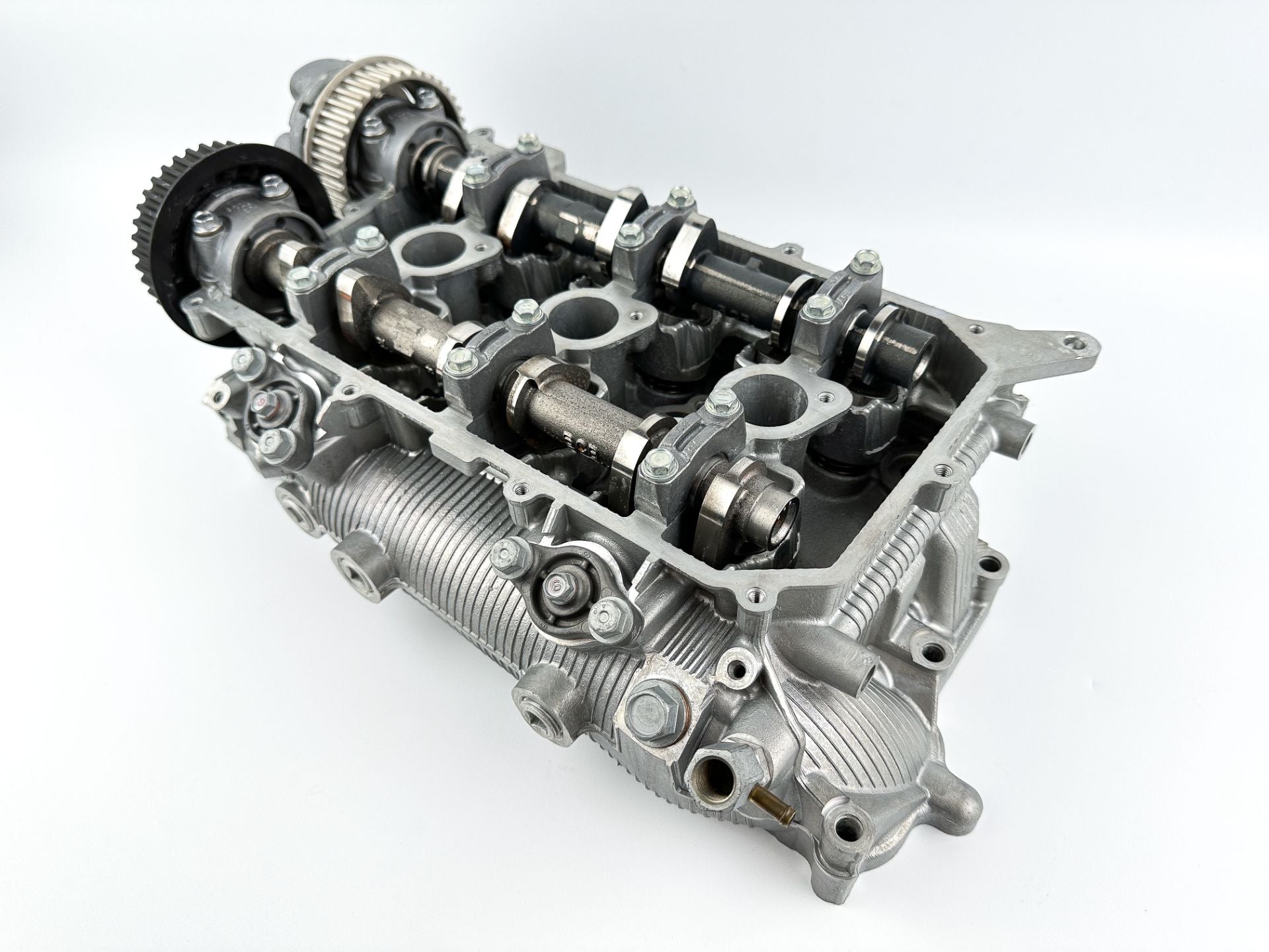 Yamaha 200 225 250 HP Starboard Cylinder Head 6CB-W009A-00-00 2010 - 2014