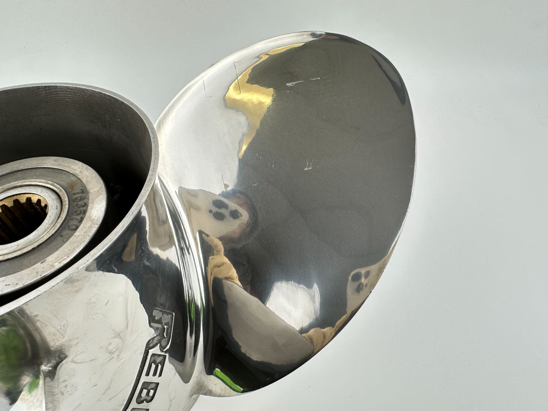 Evinrude Johnson Rebel Prop Stainless Steel 15 1/4 x 19P RH Standard 763570