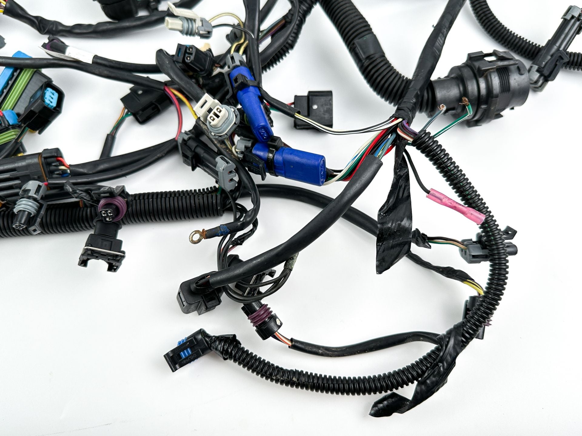 2008 Mercury 300 HP 4 Stroke Outboard Engine Wire Harness 8M0082643 Damaged