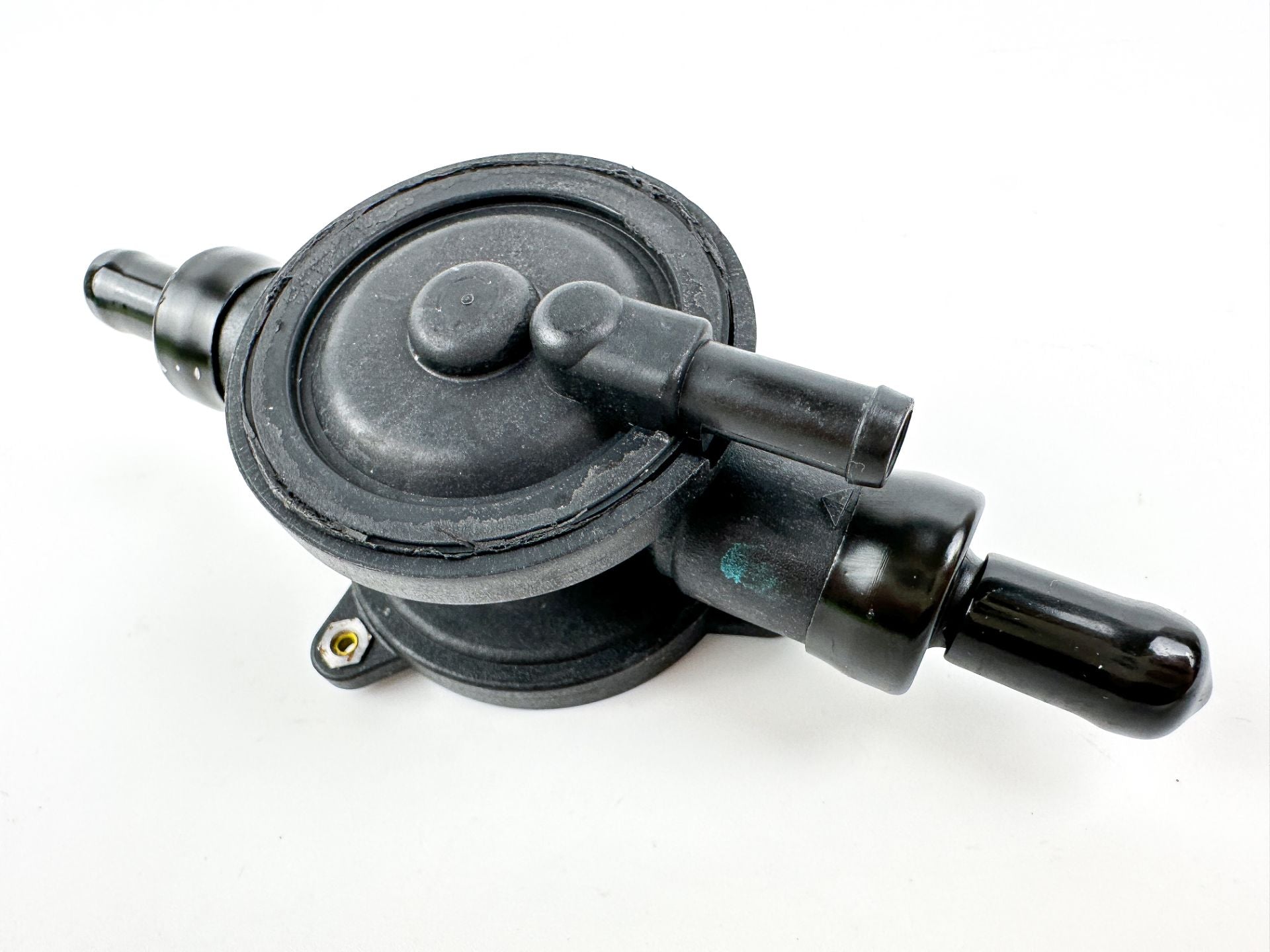 2007 Evinrude 250 HP 2 Stroke Outboard Fuel Lift Pump 5007312 OEM