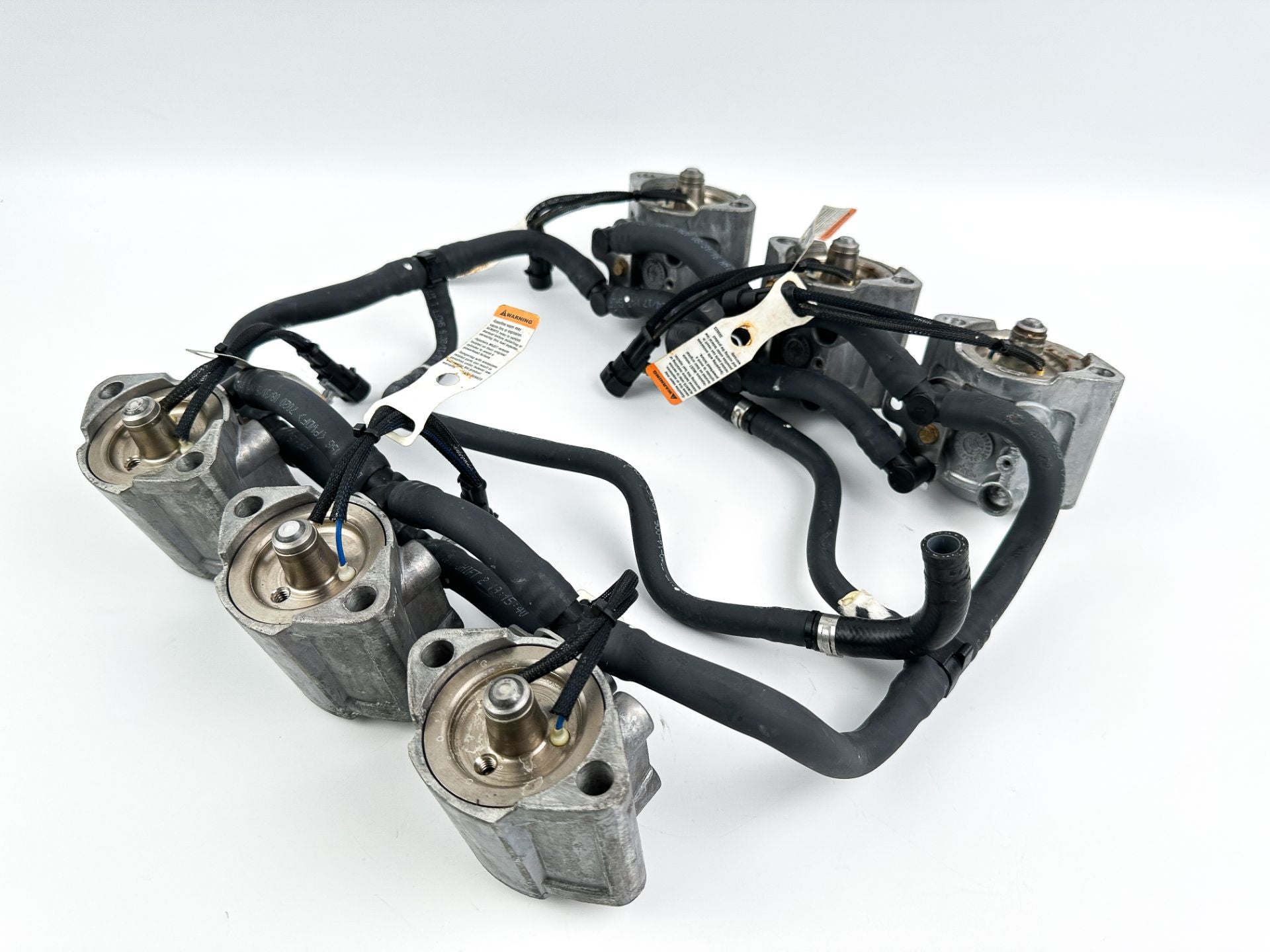 2017 Evinrude 200 HP 2 Stroke Etec Outboard Fuel Injector Set W/ Rail 5007765