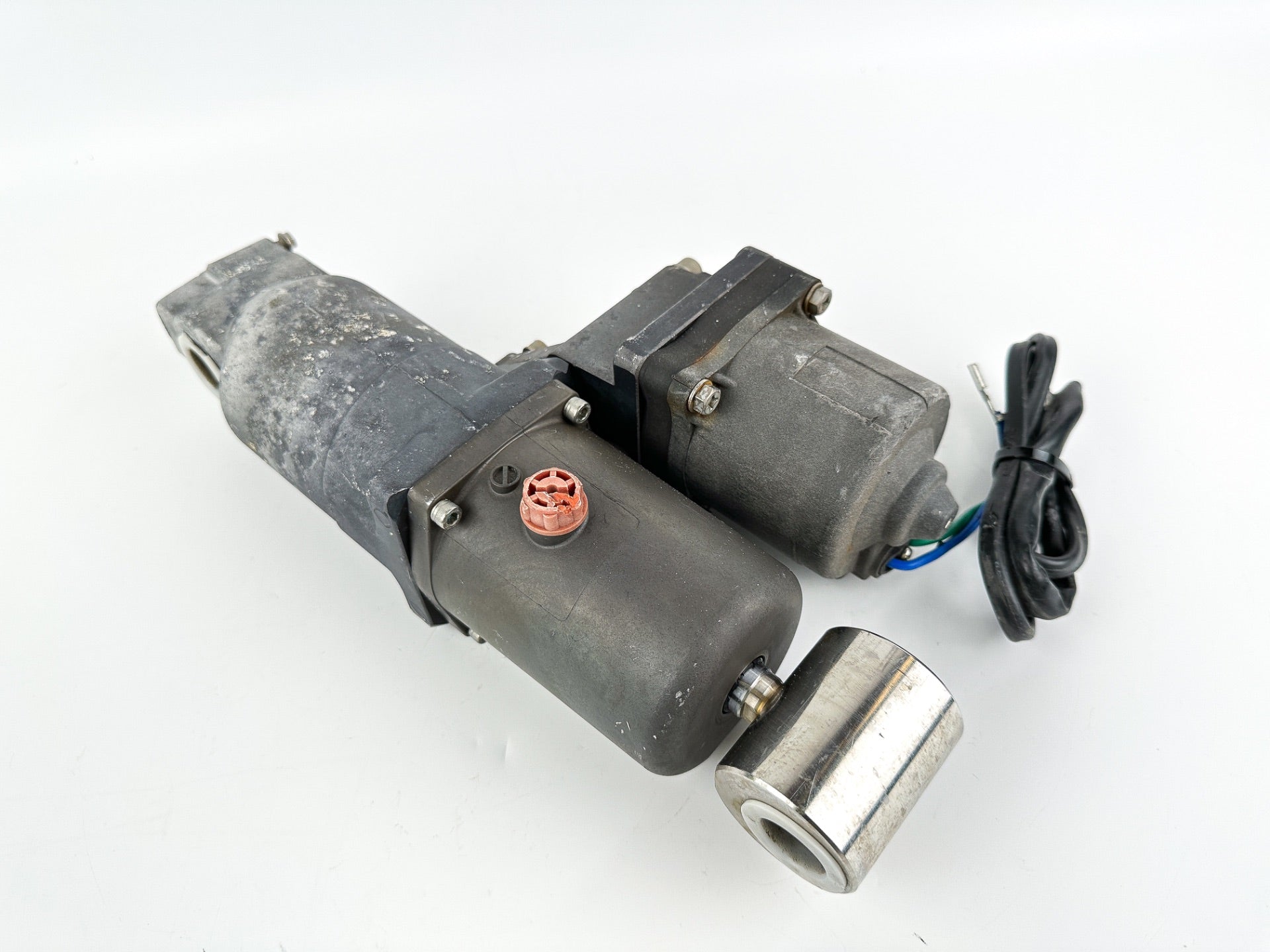 Johnson Evinrude Suzuki DF 70 90 115 HP Outboard Engine Tilt Trim Unit Assembly