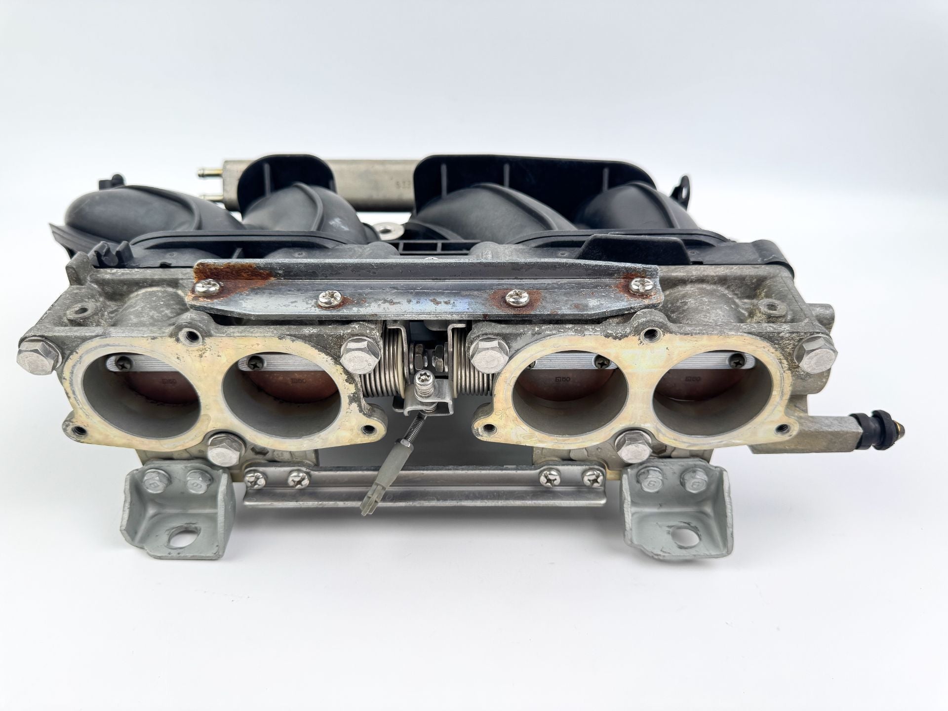 2004 Yamaha 150 HP 4 Stroke Outboard Intake Manifold & Throttle Body 63P-14440-00-00 OEM