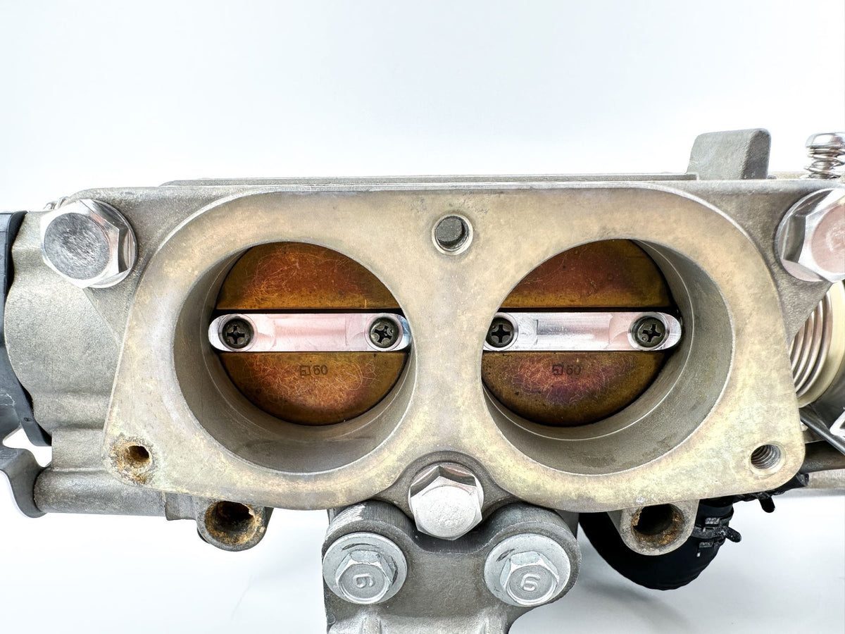 2007 Yamaha 115 HP 4 Stroke Outboard Intake Manifold & Throttle Body 68V-13751-01-00 OEM
