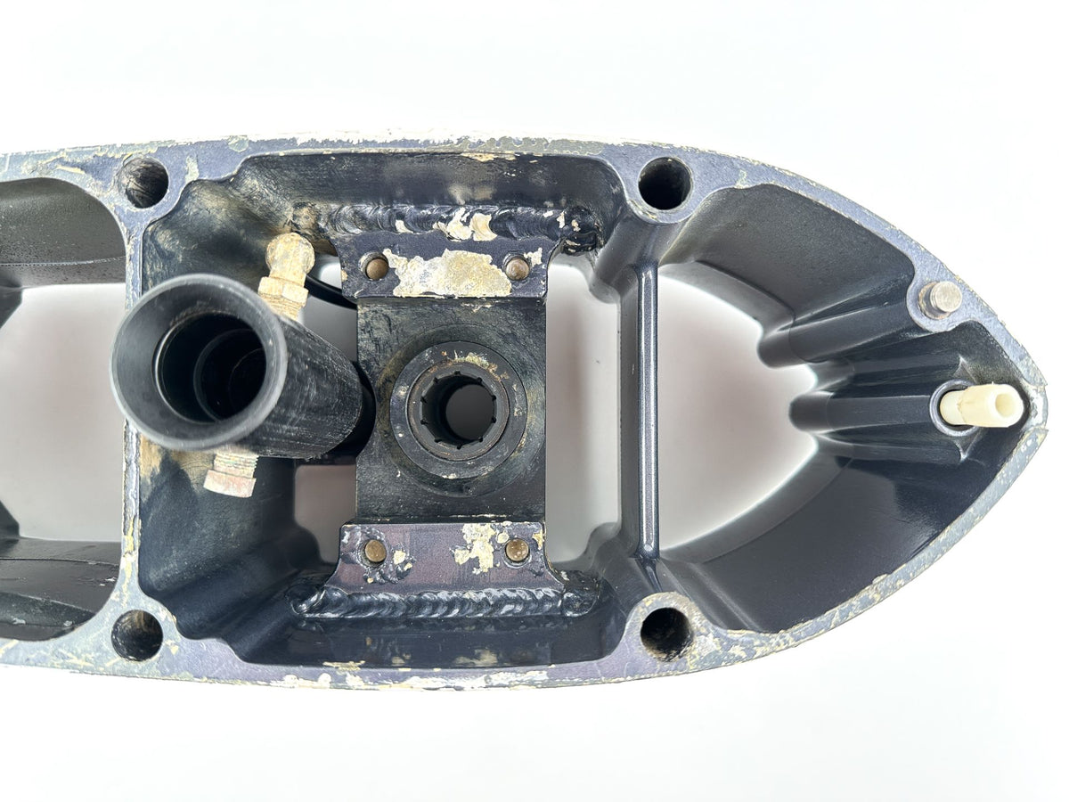 Yamaha 225 250 300 HP 4.2L 10" Outboard Midsection Extension 6CE-45211-10-8D OEM