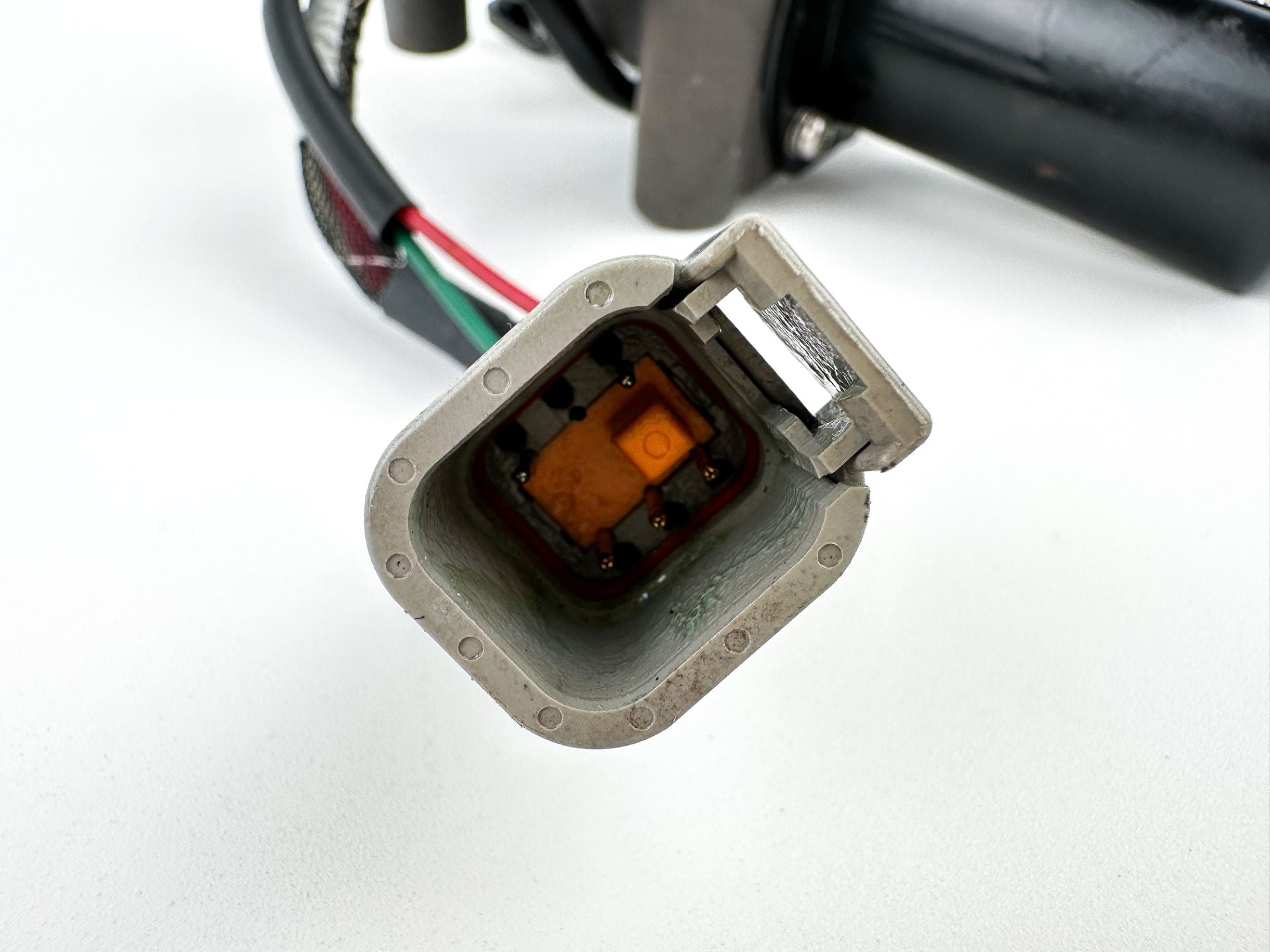 2013 Evinrude 250 HP 2 Stroke Outboard Shift Actuator 0587087 OEM