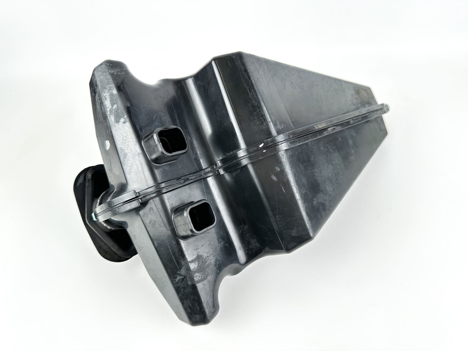2014 Evinrude 200 HP 2 Stroke Outboard Muffler 5005699 OEM