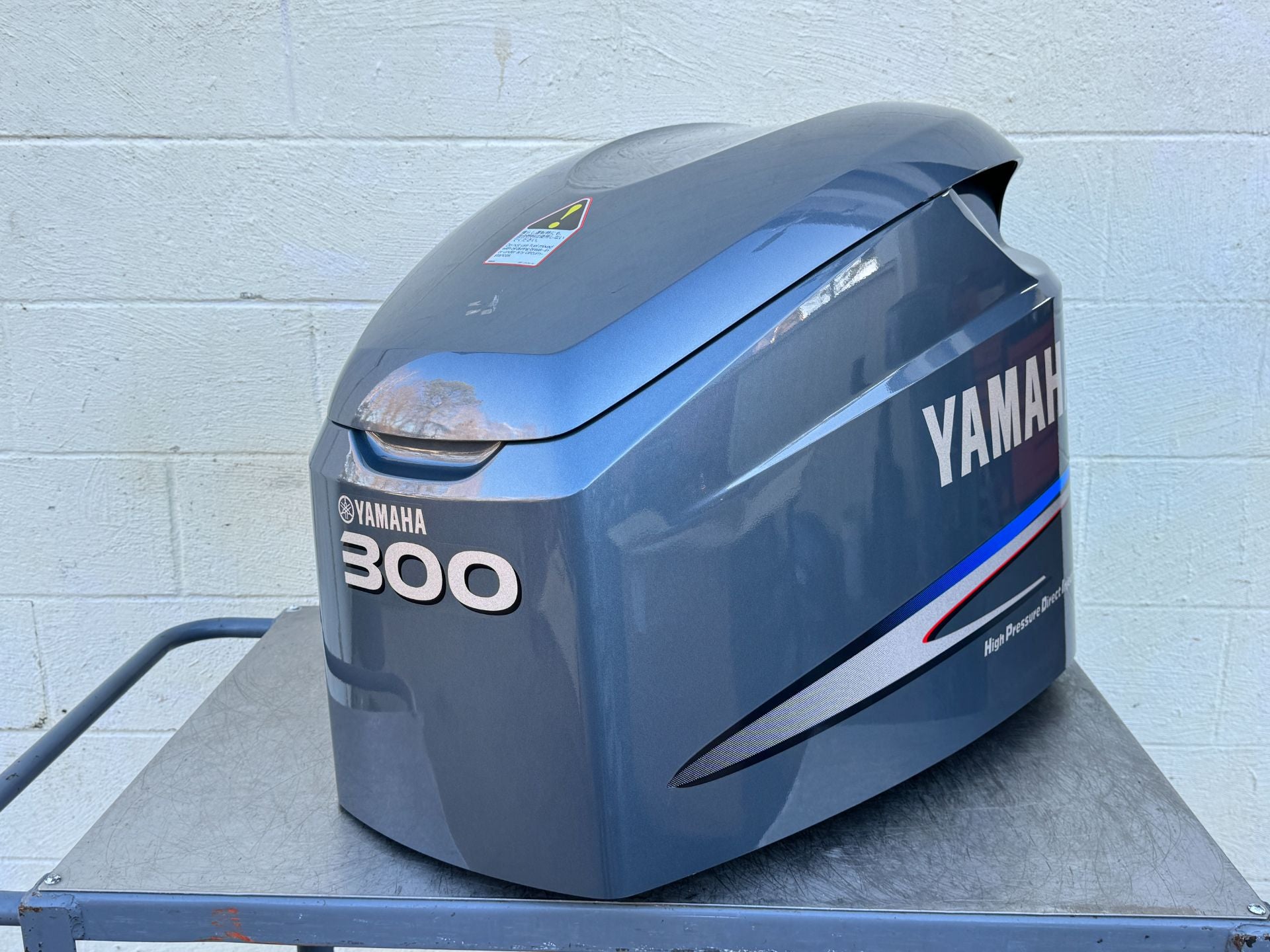 2004-2006 Yamaha 300HP 2 Stroke HPDI Top Cover Cowling Hood