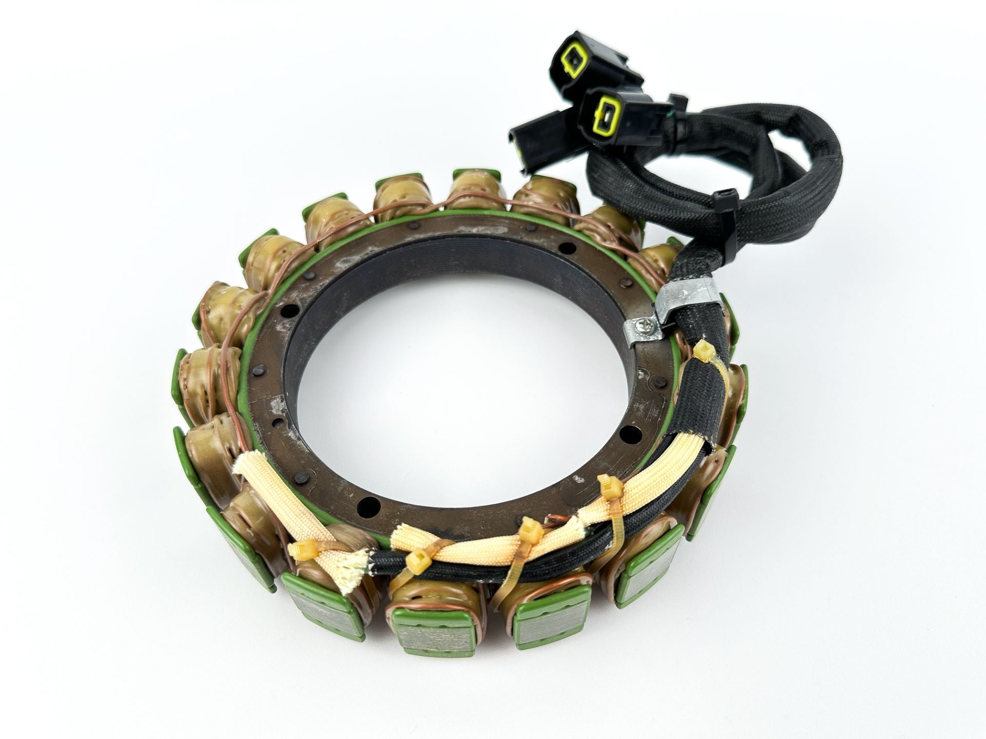 2009 Yamaha 225 HP 2 Stroke Outboard Stator Assembly 60V-81410-02-00 Tested Fresh Water 74 Hours