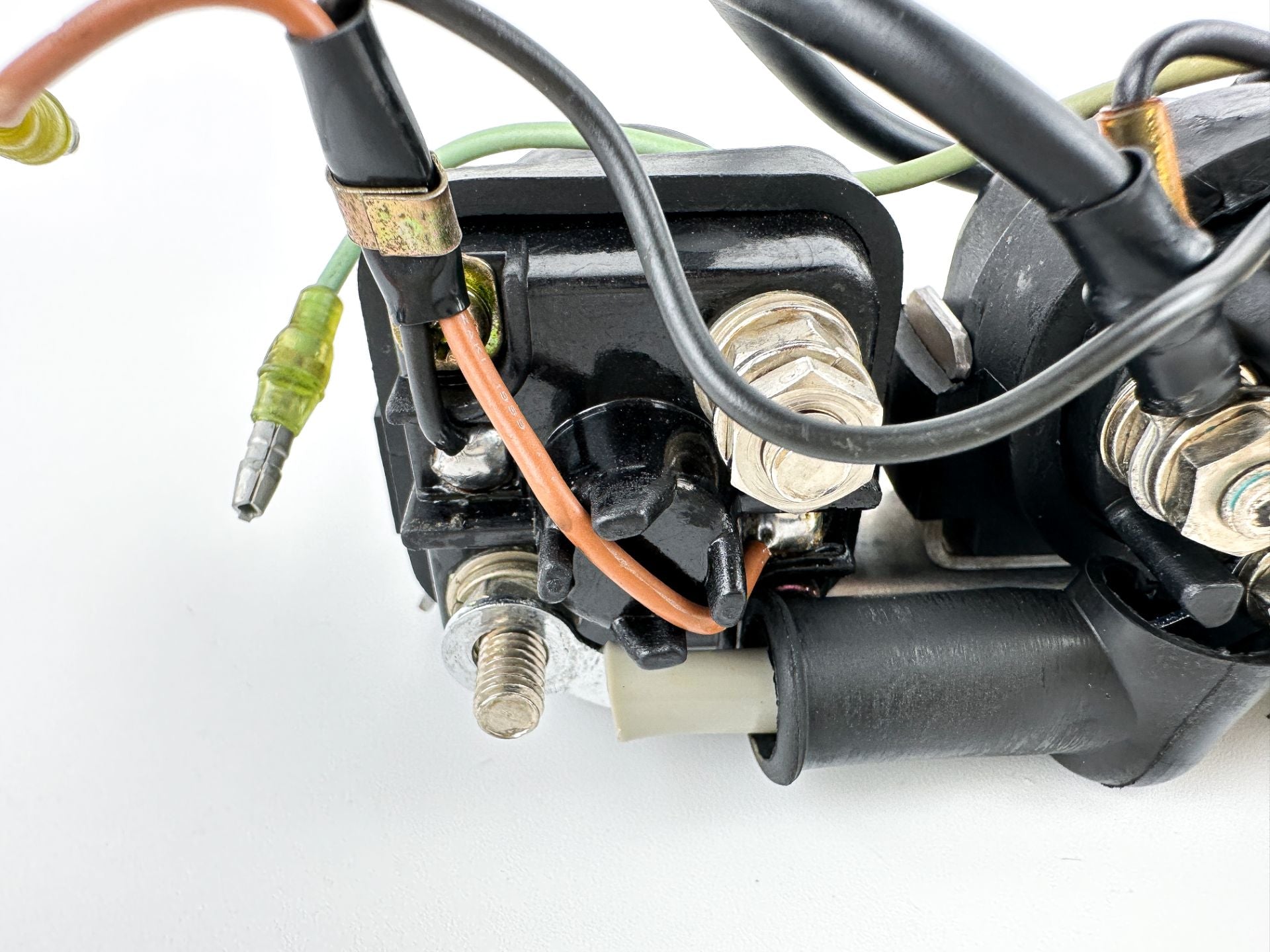 2001 Yamaha 115 HP 2 Stroke Outboard Start Trim Tilt Relay 6E5-81950-00-00 OEM