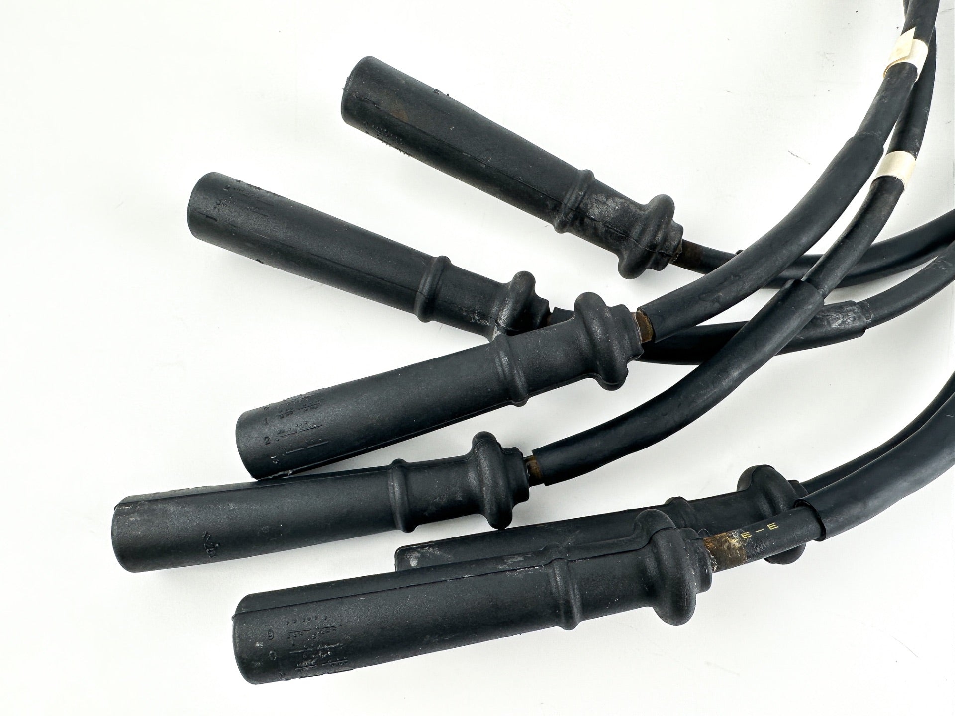 2003 Yamaha 225 HP 4 Stroke Outboard Ignition Coil Set 69J-82310-00-00 OEM