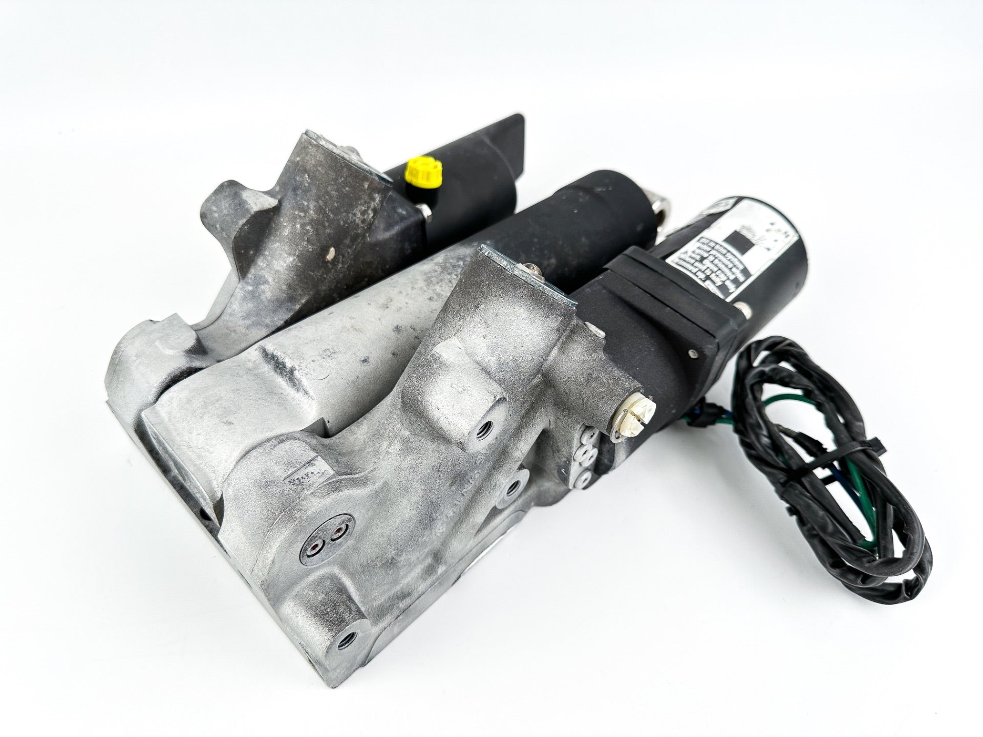 Mercury 115 135 150 175 200 225 250 HP EFI DFI 4 Stroke Power Trim Tilt Unit