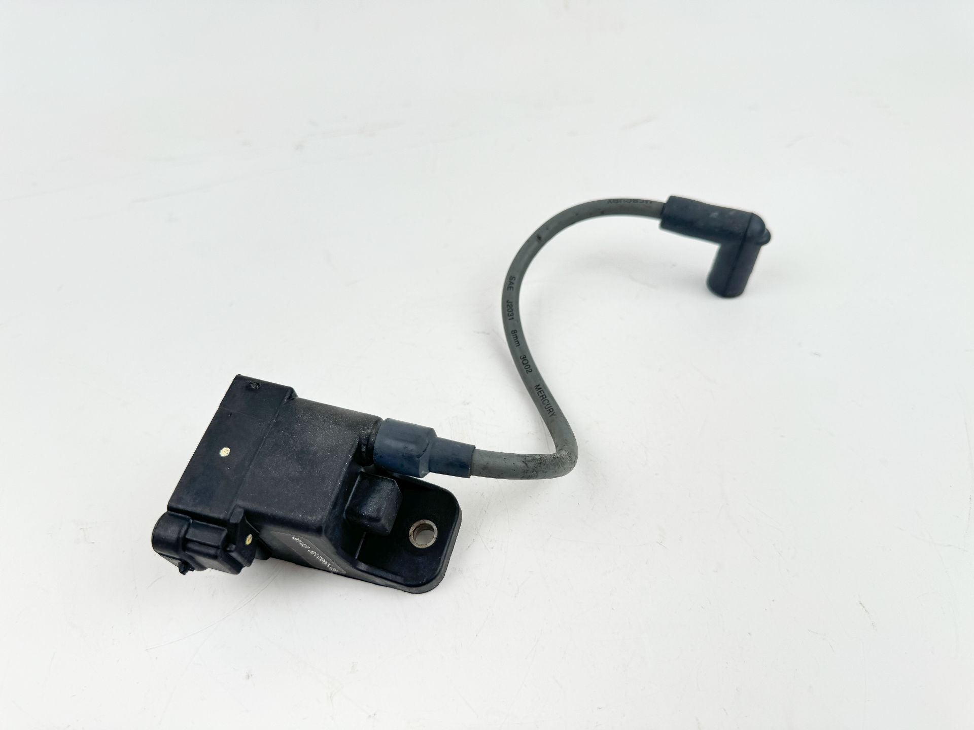 2001 Mercury 90 HP 2 Stroke Outboard Ignition Coil 827509A10 OEM