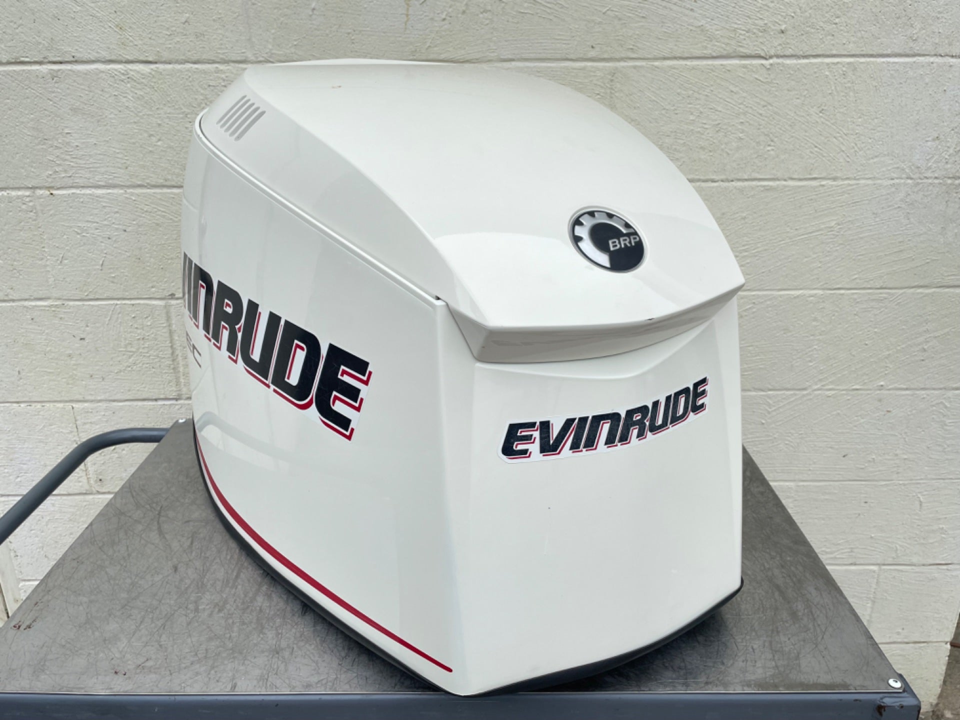 2006 Evinrude 225 HP 2 Stroke Outboard Top Cowling 0285653 OEM