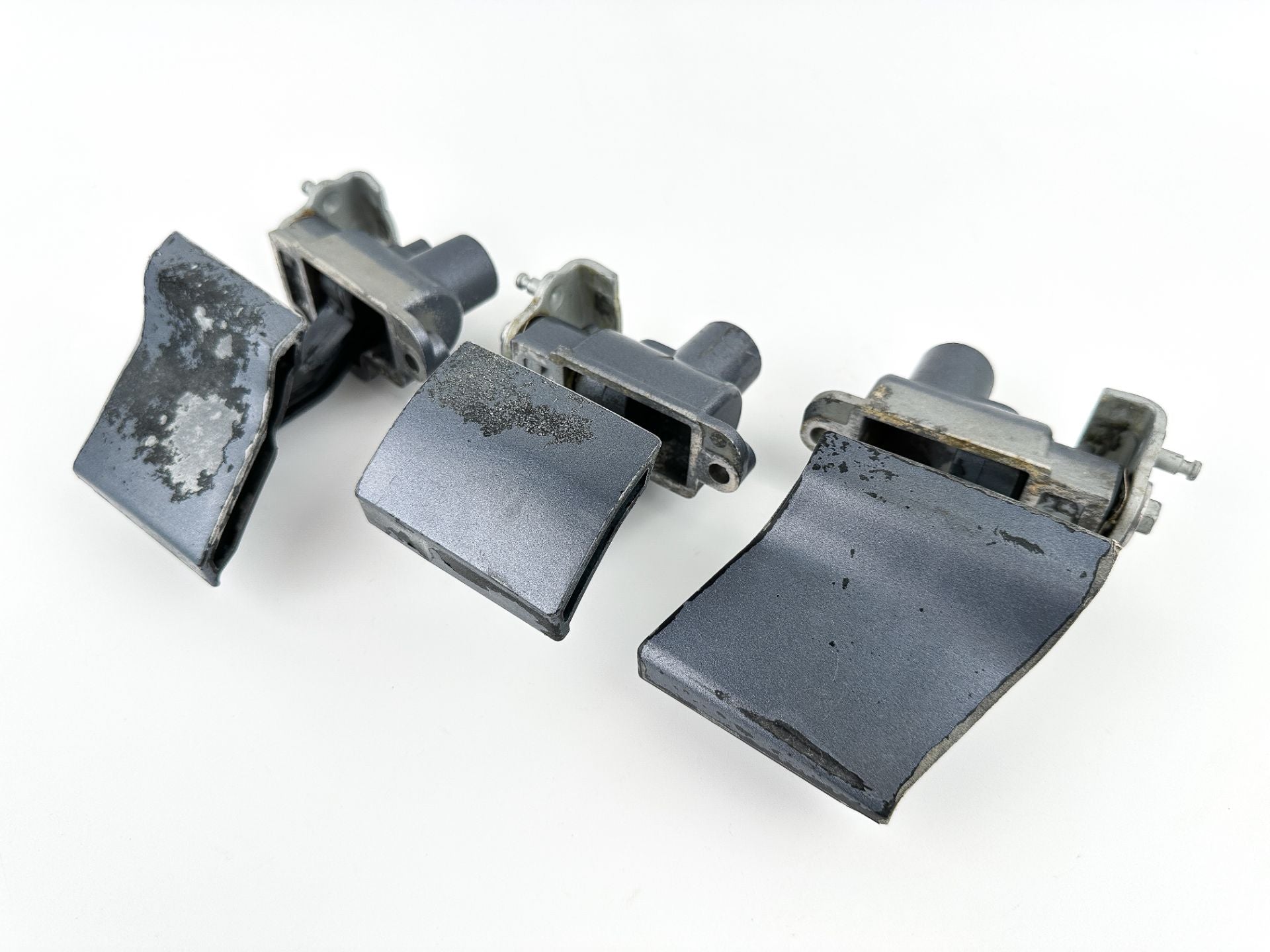 2007 Yamaha 250 HP 4 Stroke Outboard Latch Handle Set 69J-42816-00-8D OEM