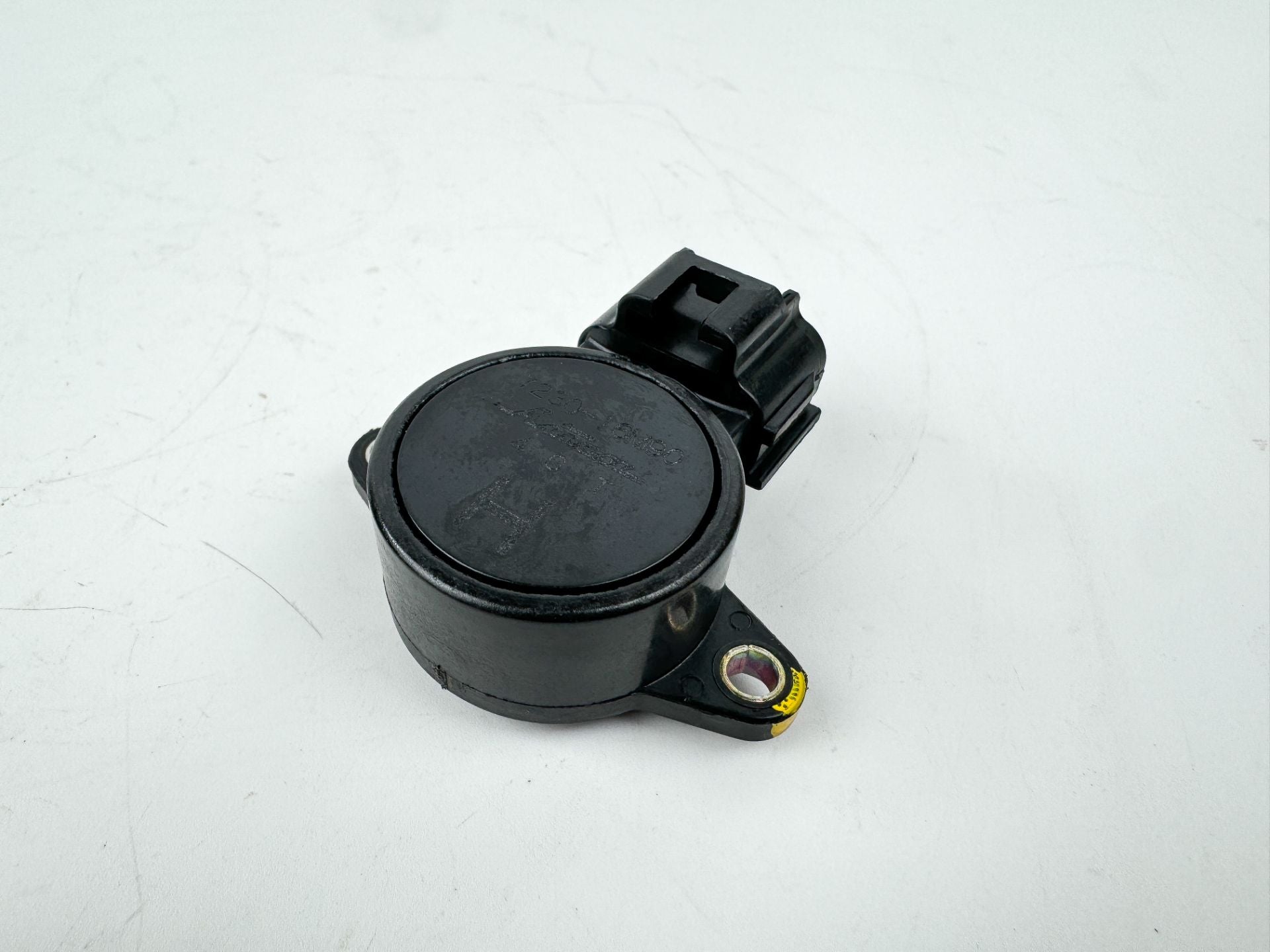 2005 Yamaha 75 HP 4 Stroke Outboard Throttle Position Sensor 6C5-85885-00-00 OEM