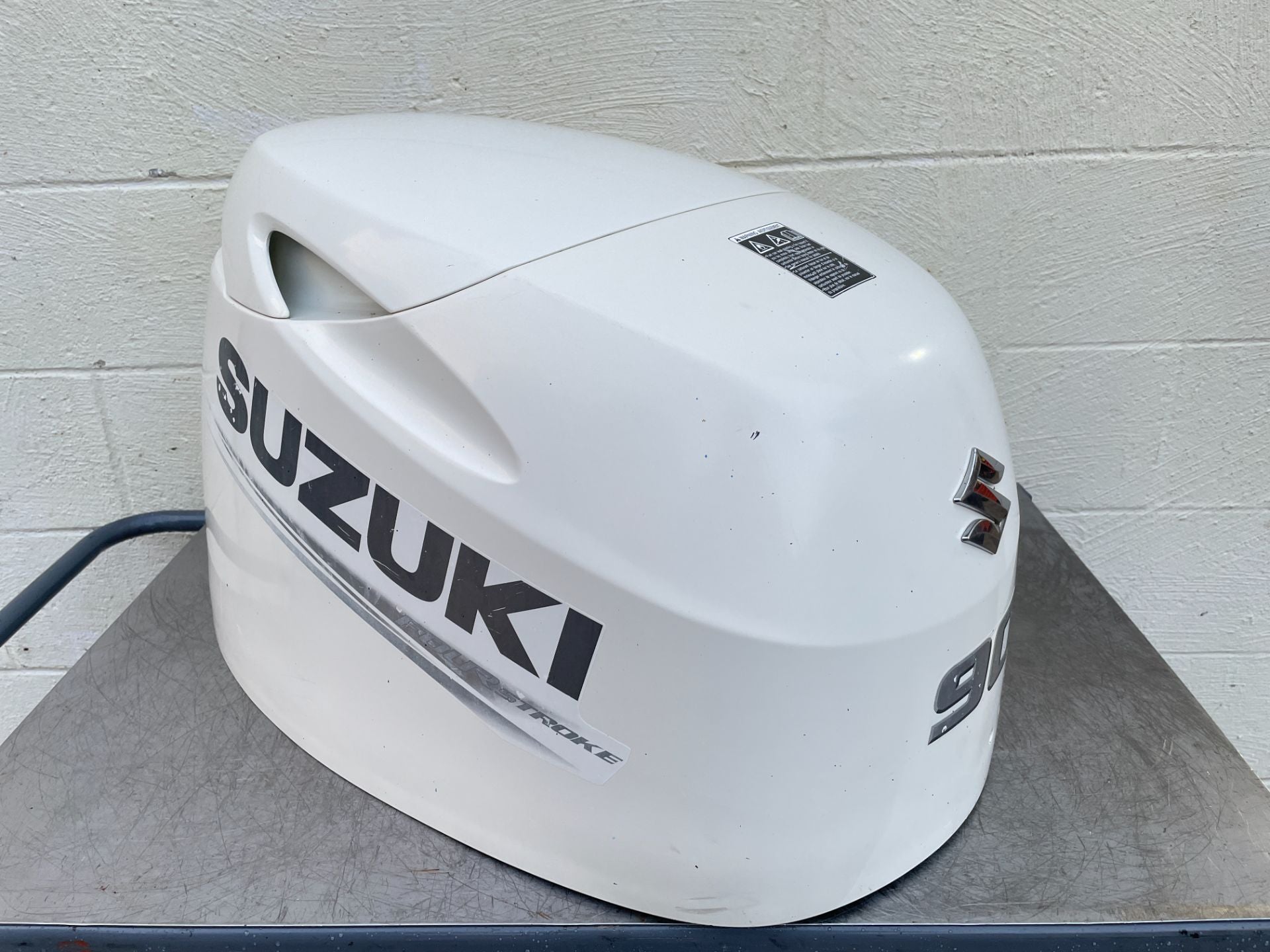 2019 Suzuki 90 HP 4 Stroke Outboard Top Cowling 61401-87Y11-Y5S OEM