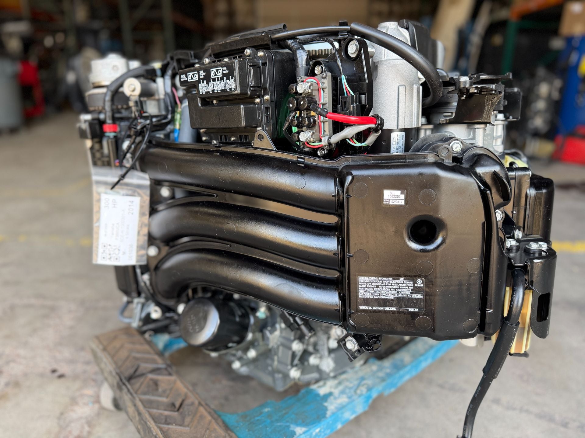 2019 Yamaha F300 300HP 4.2L Outboard Powerhead 646 Hours