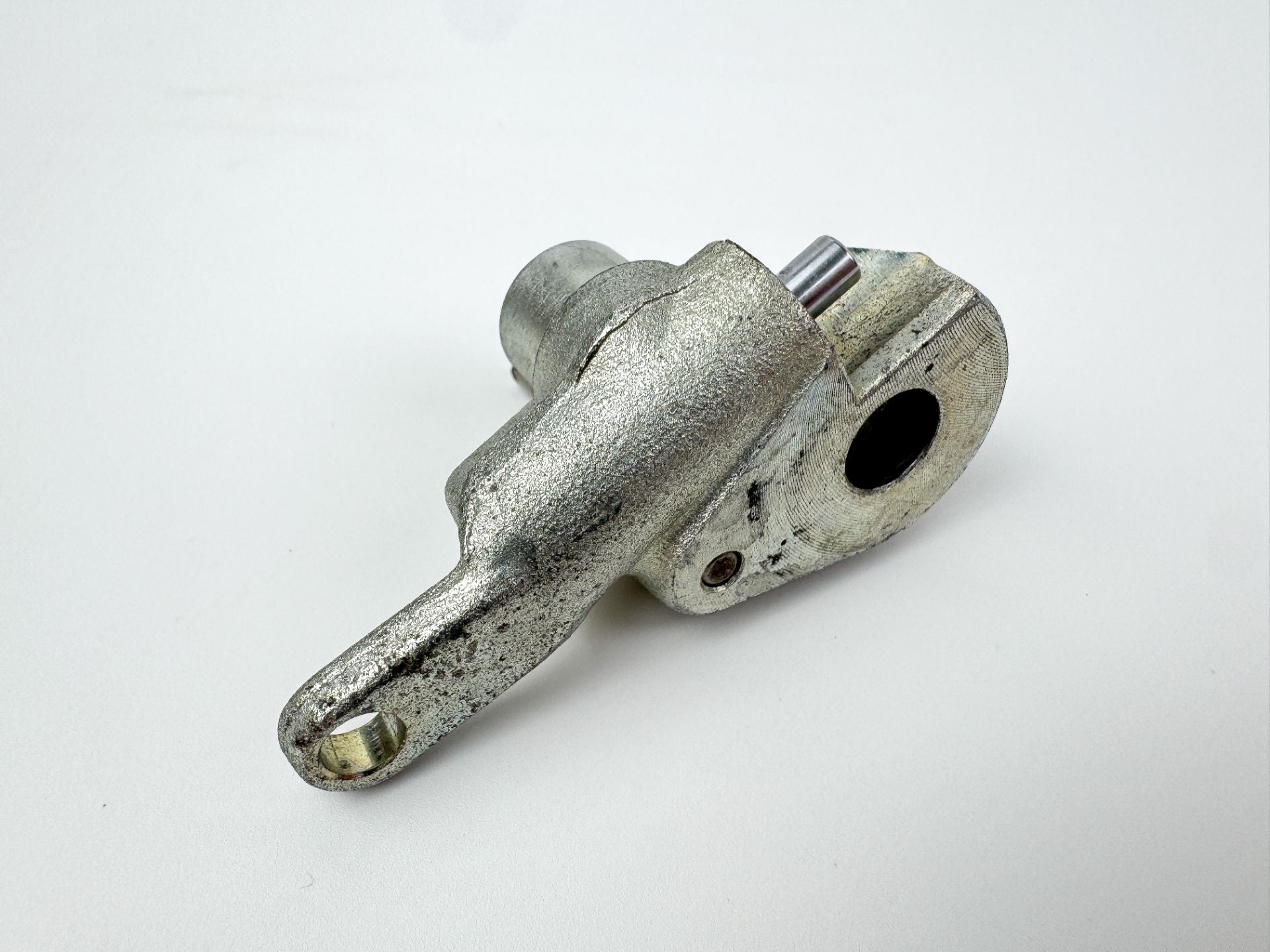 2004 Yamaha 150 HP 4 Stroke Outboard Belt Tensioner 63P-11590-00-00 OEM