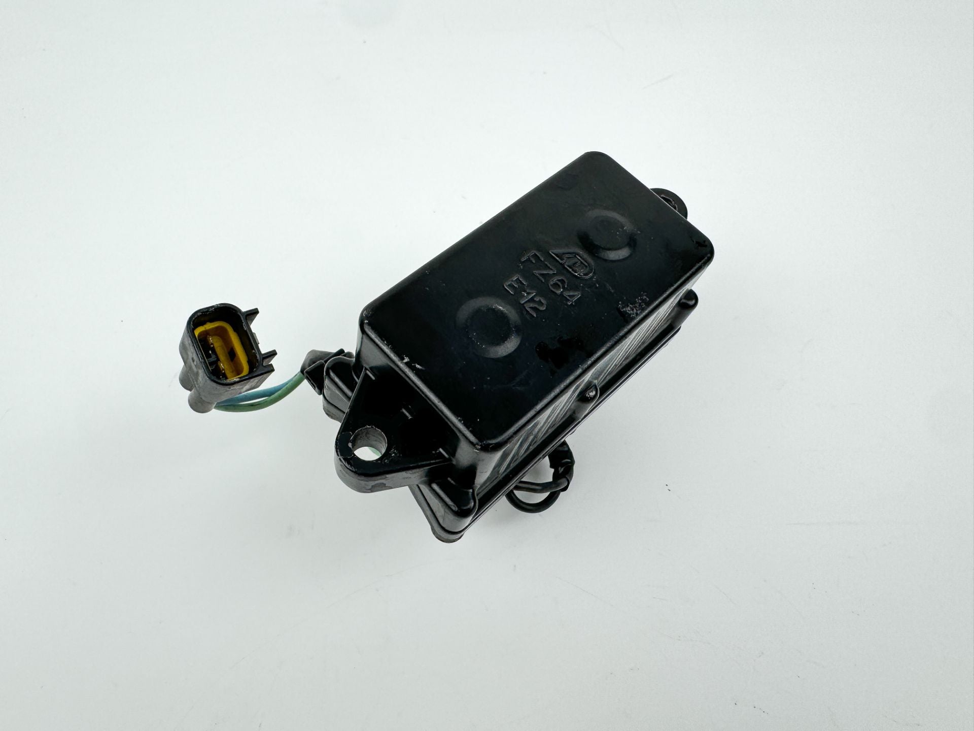 2012 Yamaha 70 HP 4 Stroke Outboard Trim Tilt Relay OEM