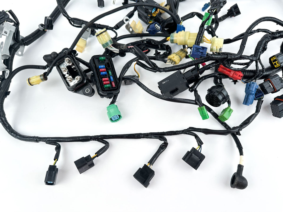 2004 Honda 135 HP 4 Stroke Outboard Engine Wire Harness 32100-ZY5-020 OEM