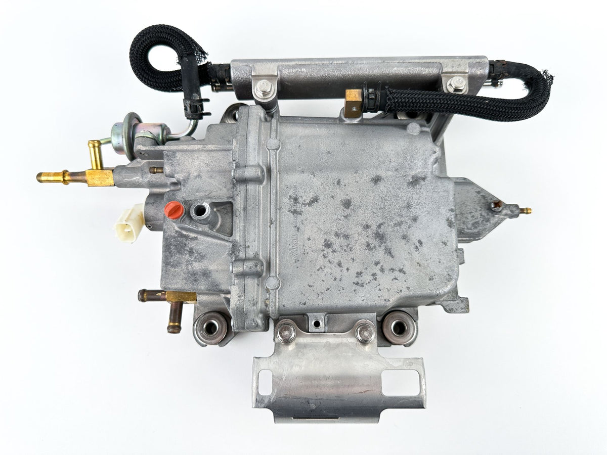 2009 Yamaha 250 HP 4 Stroke Outboard VST Float Chamber Assembly 6P2-14180-04-00 OEM