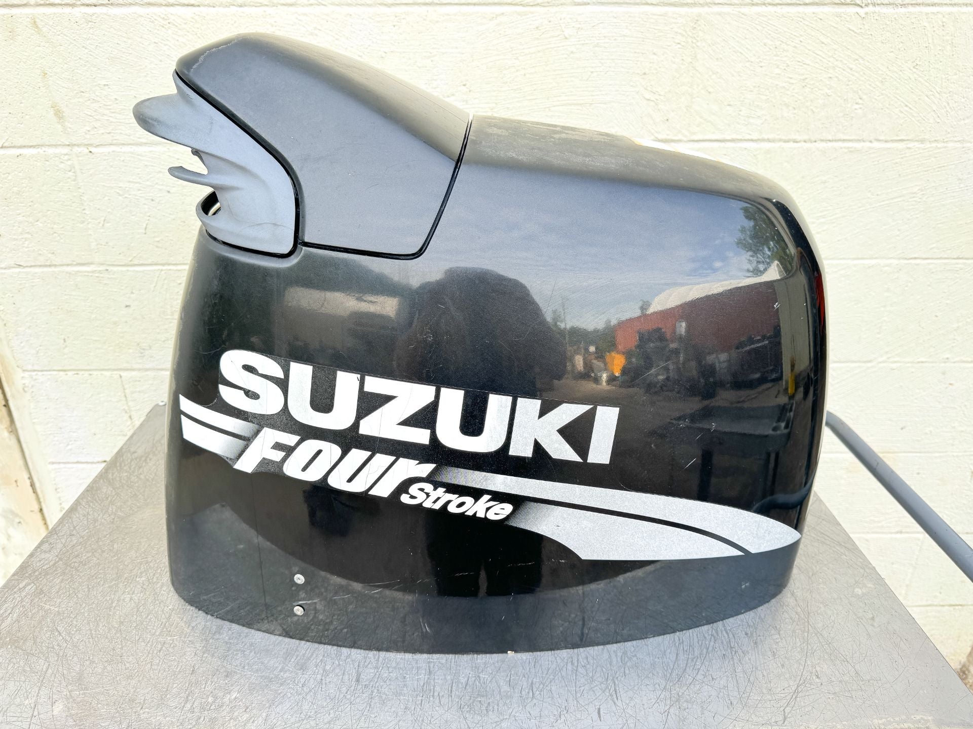 2004 Suzuki 140 HP 4 Stroke Outboard Top Cowling 61410-92845-0EP OEM