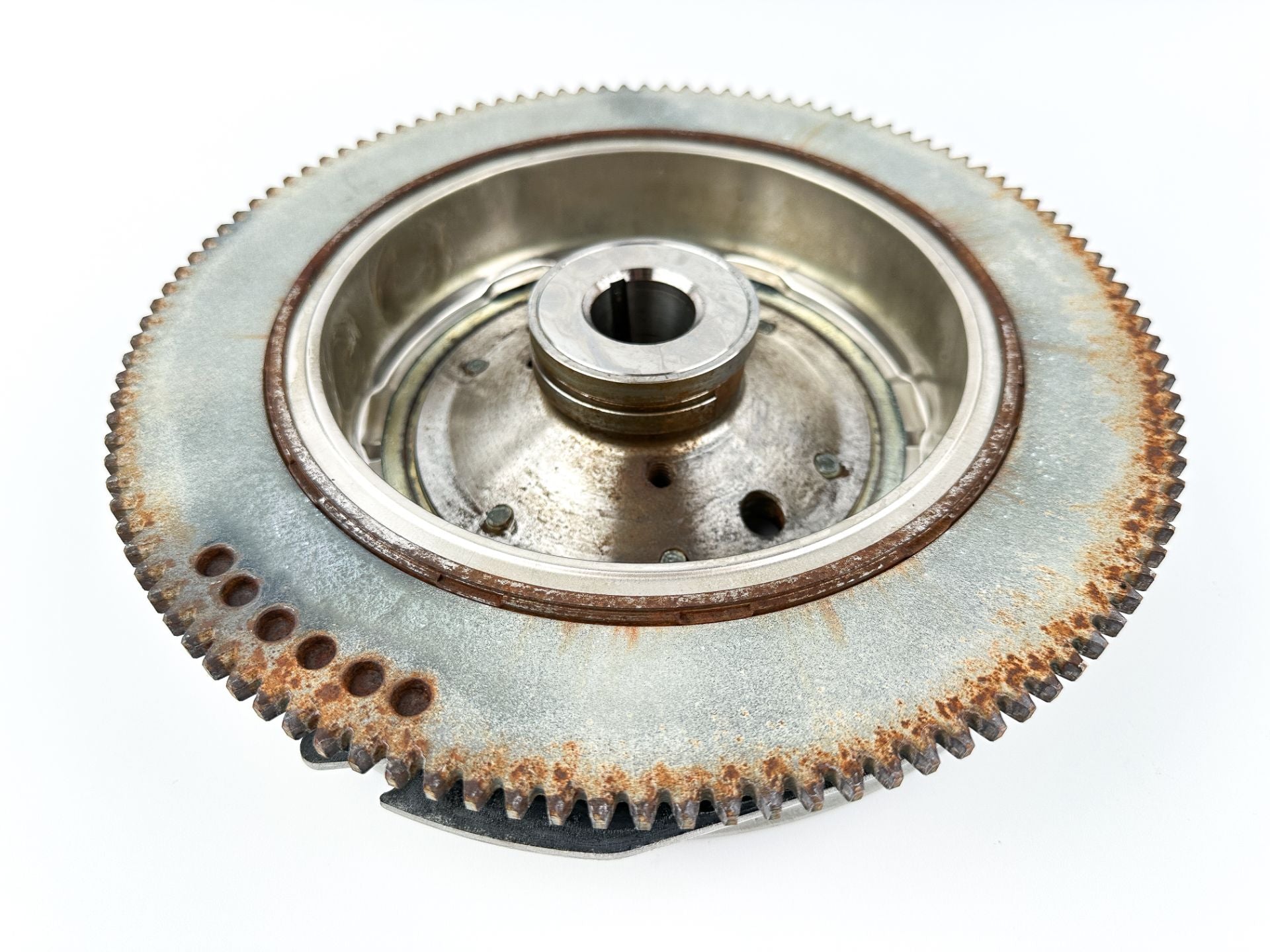 2001 Yamaha 150 HP 2 Stroke Outboard Flywheel Rotor 64D-85550-02-00 OEM