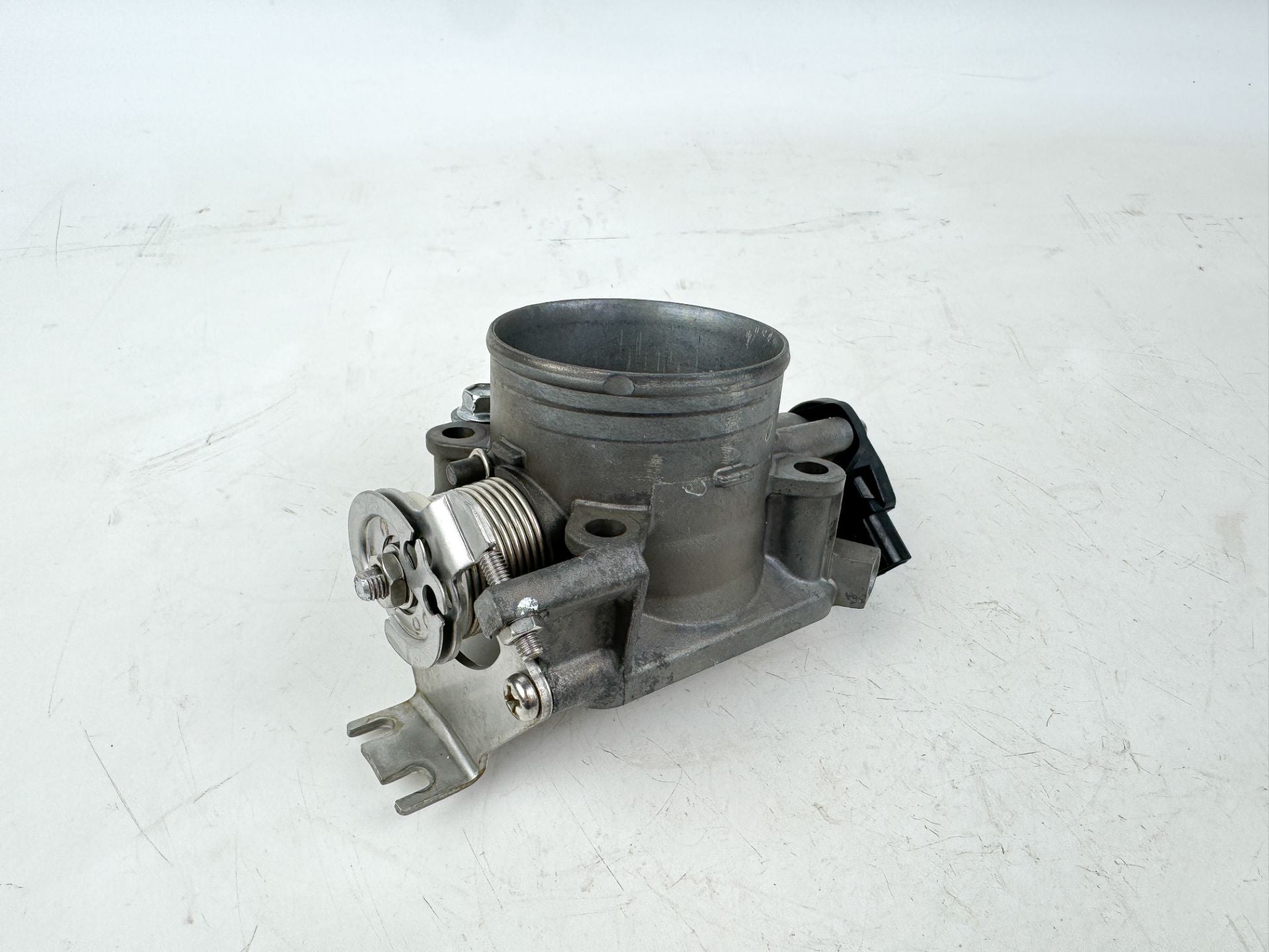 2019 Suzuki 150 HP 4 Stroke Outboard Throttle Body Assembly 13300-96J00 OEM