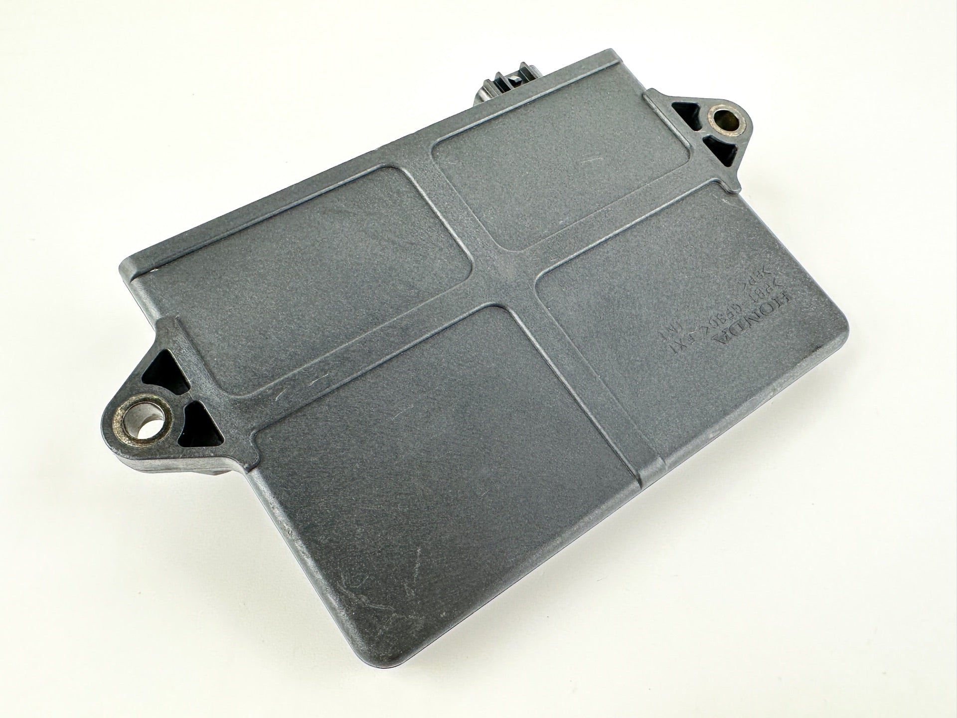 2006 Honda 135 HP 4 Stroke Outboard Engine Control Unit ECU 34750-ZY5-013 OEM