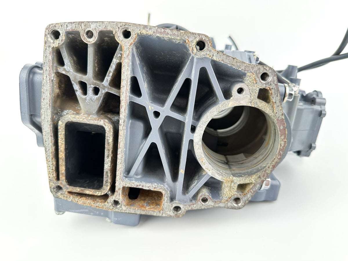 2002 Yamaha 50 HP 2 Stroke Outboard Cylinder Block Crankcase 6H4-15100-13-1S OEM