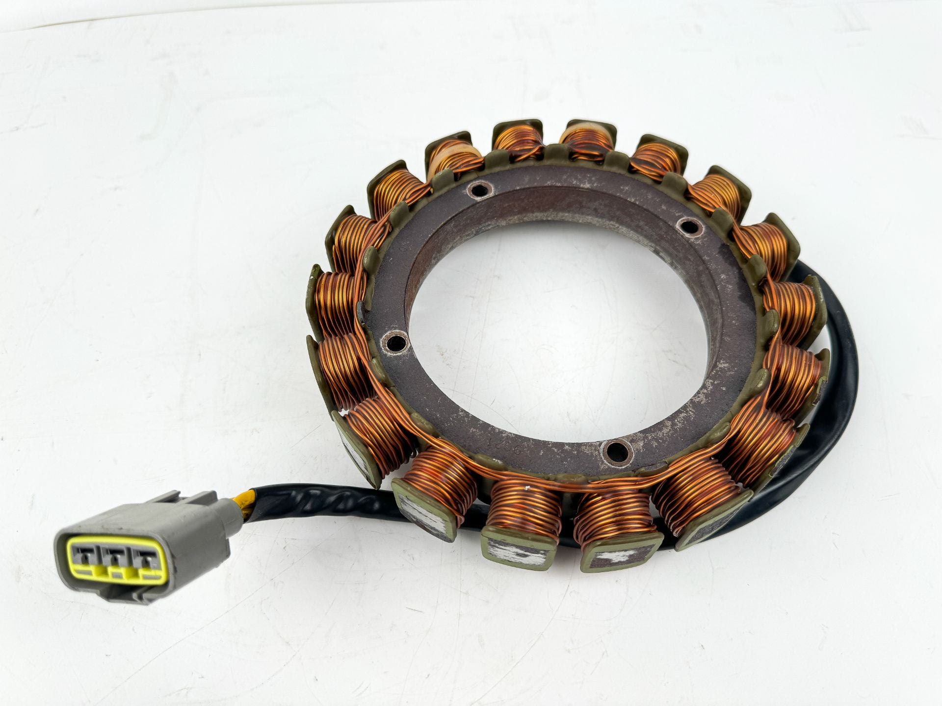 2019 Suzuki 150 HP 4 Stroke Outboard Stator Charging Coil 32120-96J00 OEM