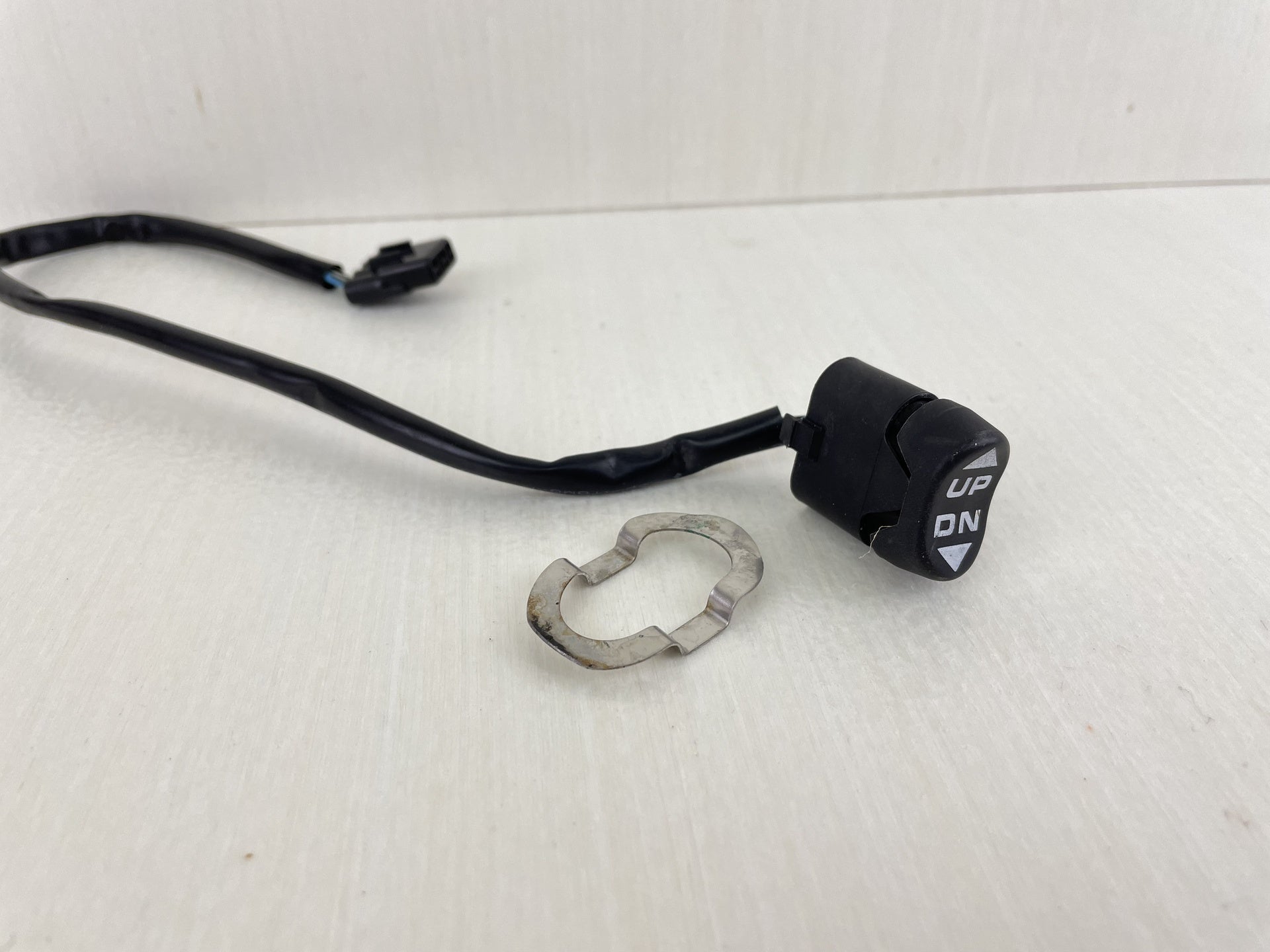 Honda Outboard Trim Tilt Switch Button 35640-ZZ3-003