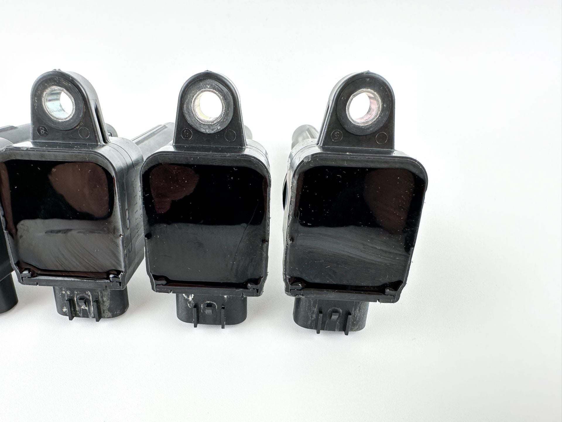 2024 Suzuki 250 HP 4 Stroke Outboard Ignition Coil Set 33410-93J00 OEM