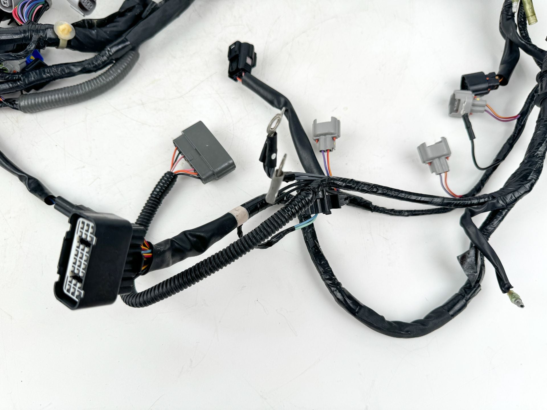 2016 Yamaha 250 HP 4 Stroke VMAX Outboard Engine Wire Harness 6CB-82590-10-00 OEM