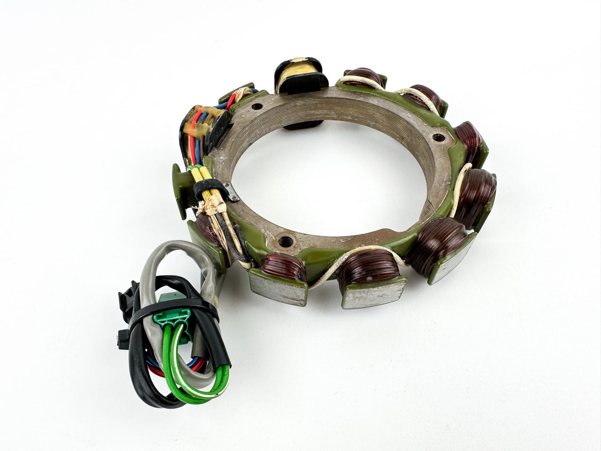 2004 Yamaha 90 HP 2 Stroke Outboard Stator Assembly 6H0-85510-03-00 OEM