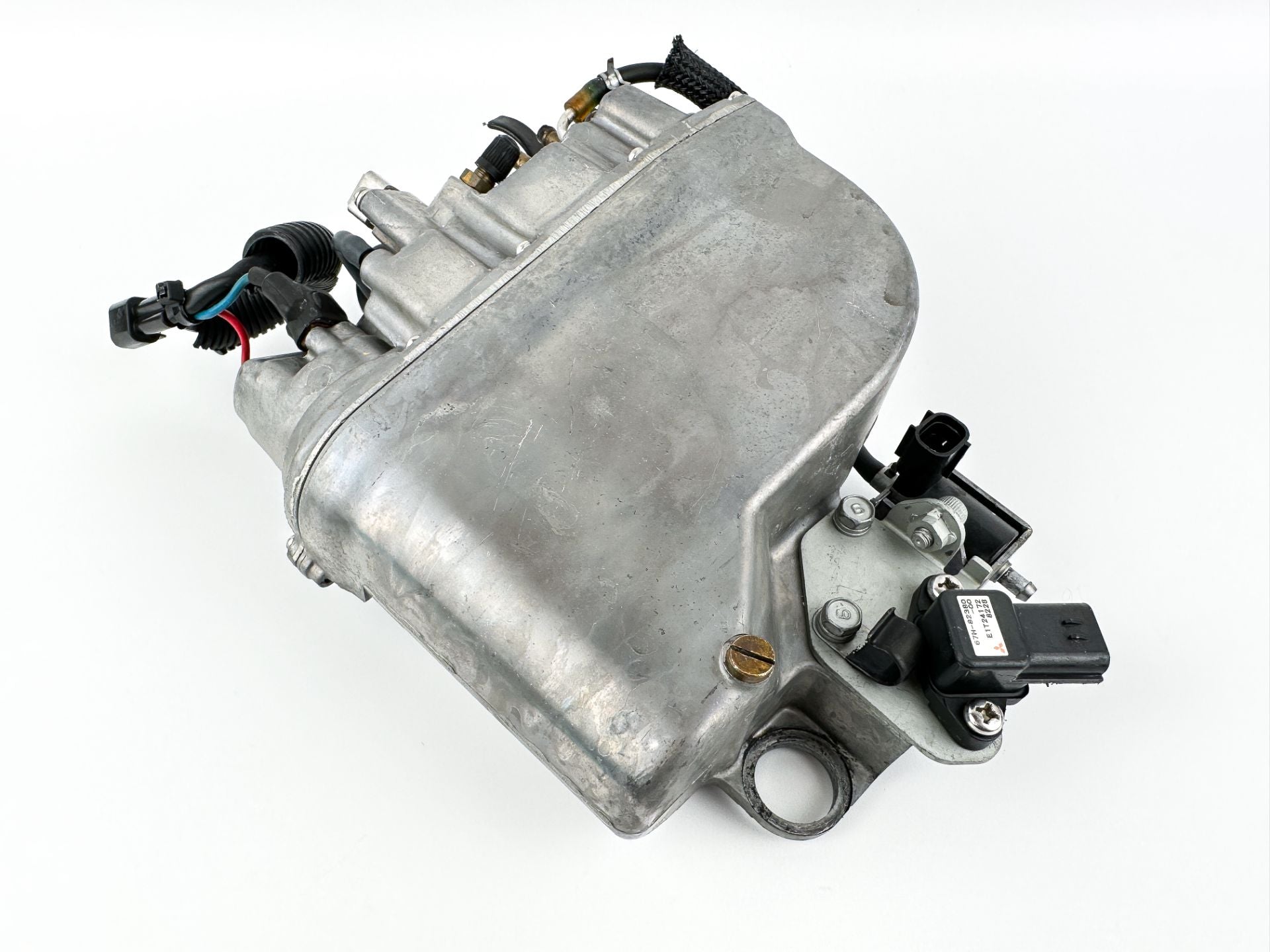 2007 Yamaha 250 HP 2 Stroke Outboard VST Float Chamber Assembly 60V-14980-00-00 OEM