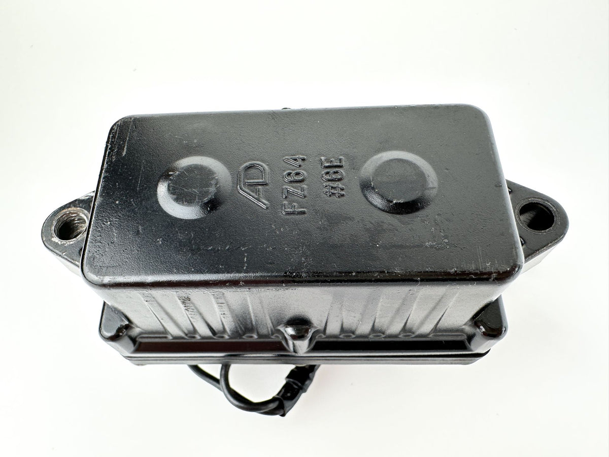 2005 Mercury 225 HP 4 Stroke Outboard Trim Tilt Relay 69J-81950-11-00 OEM
