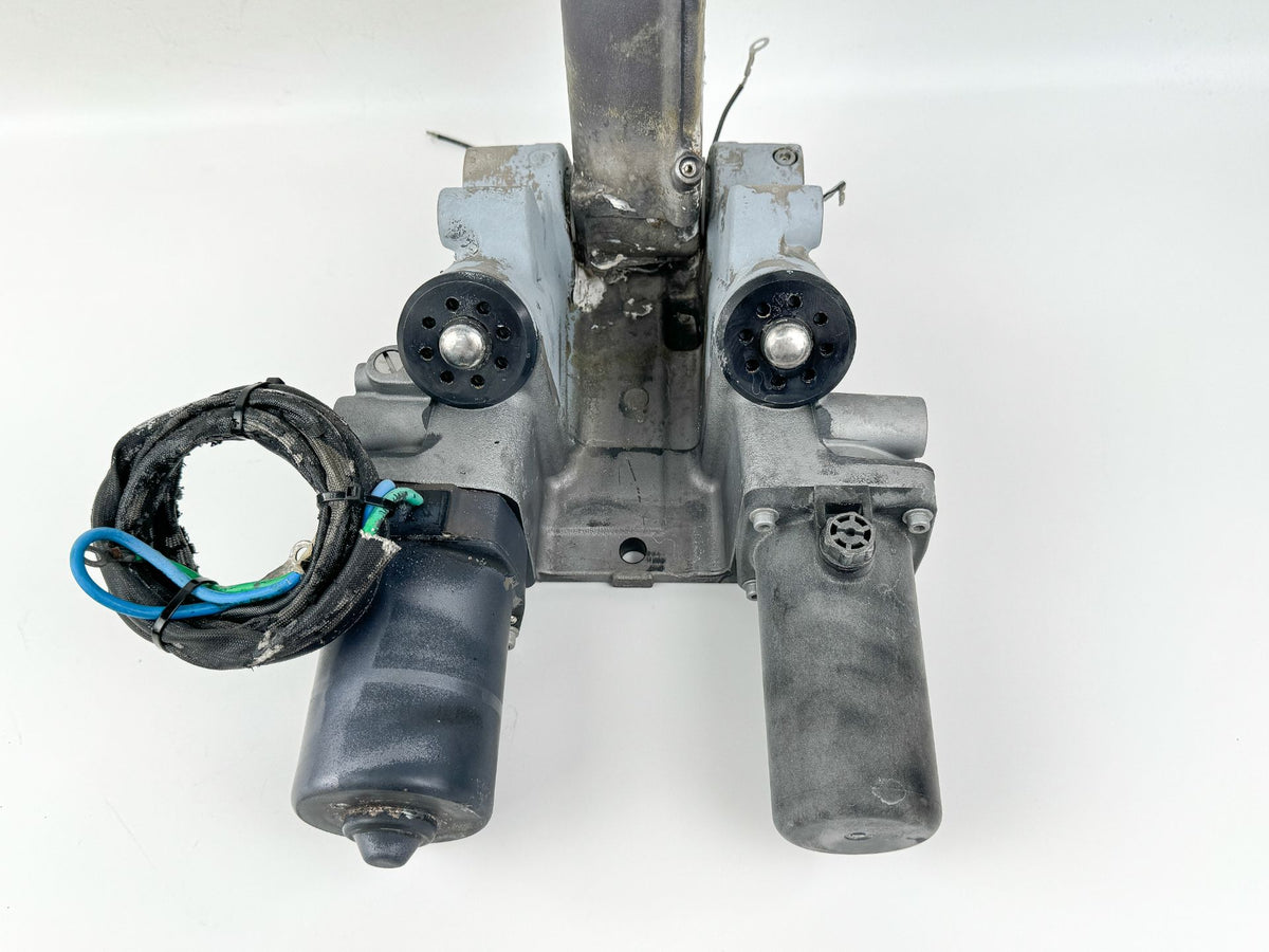 Yamaha V8 F 300 350 HP Outboard Power Trim Tilt Unit 6AW-43800-05-00