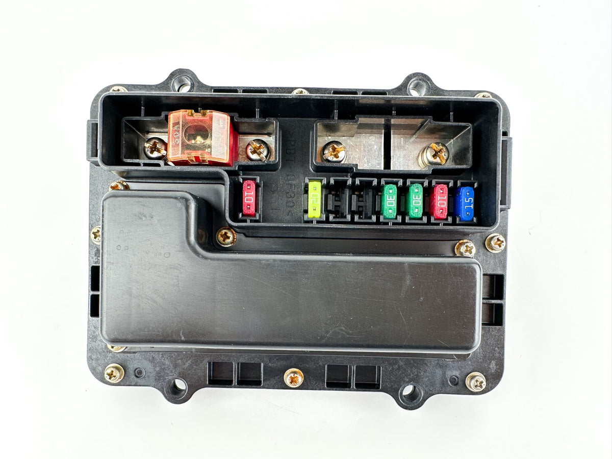 2014 Yamaha 200 HP 4 Stroke Outboard Fuse Box 6DA-82170-00-00 OEM