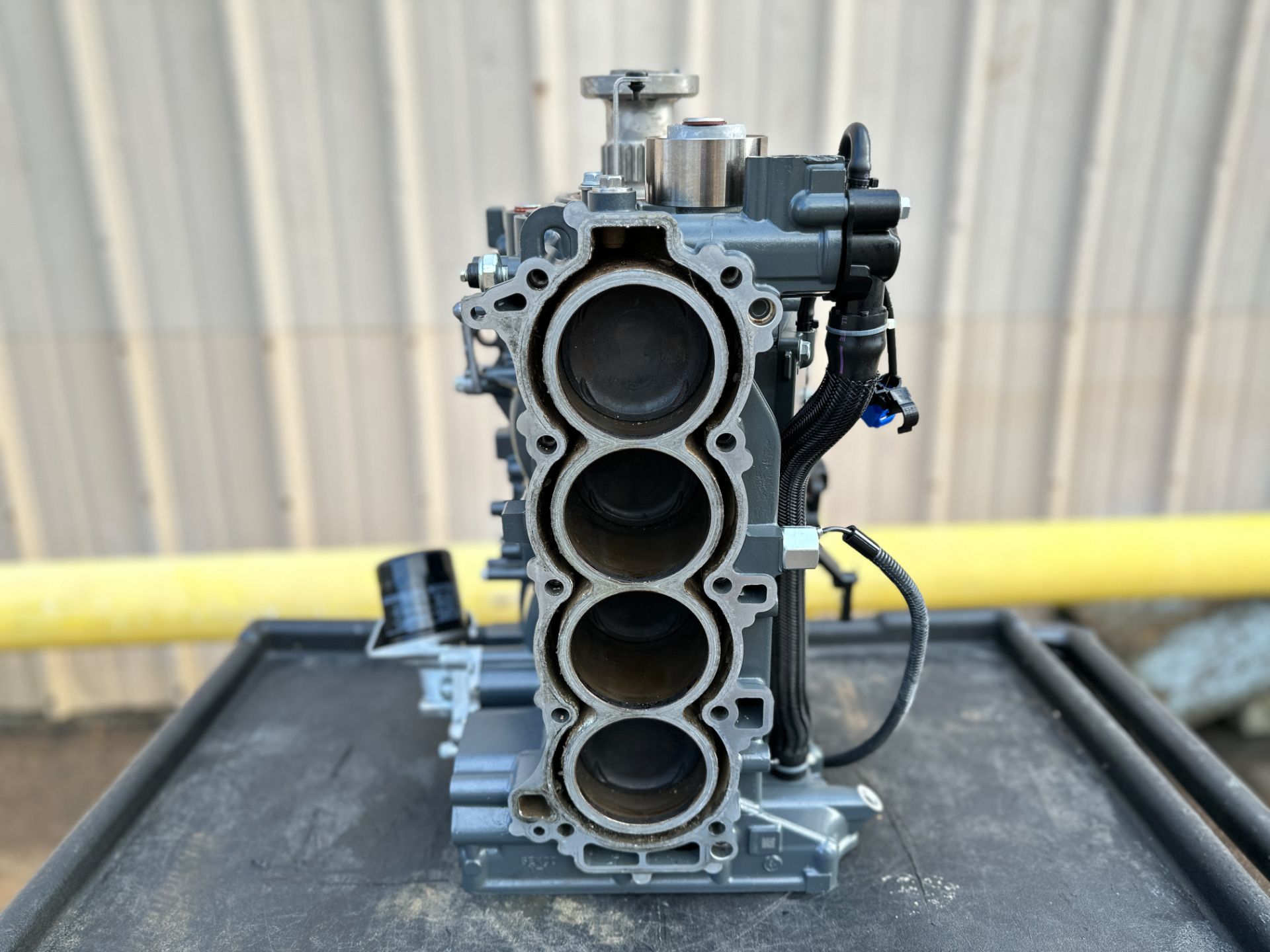 2016 Yamaha 115 HP 4 Stroke Outboard Crankcase Short Block Assembly 6EK-W009B-02-9S OEM